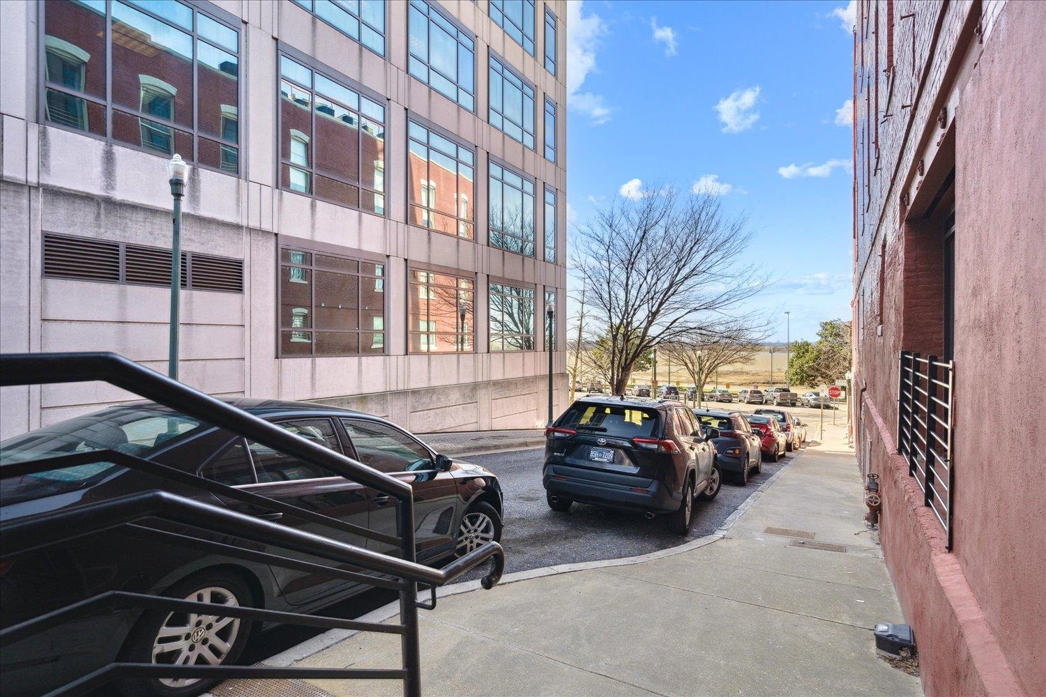 50 GAYOSO AVE Unit: 401