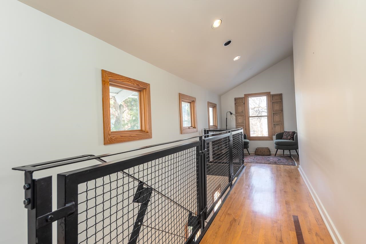 186 HARBOR ISLE CIR N