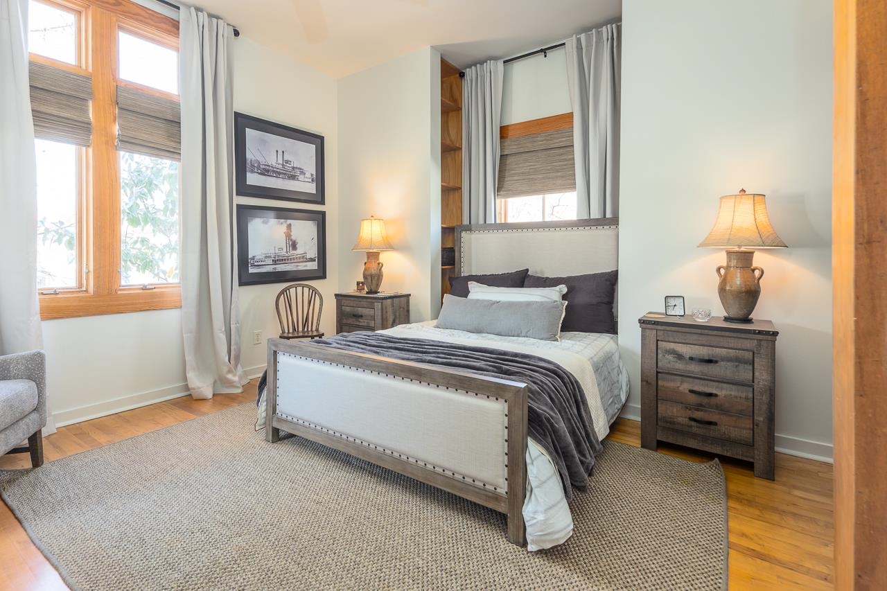 186 HARBOR ISLE CIR N