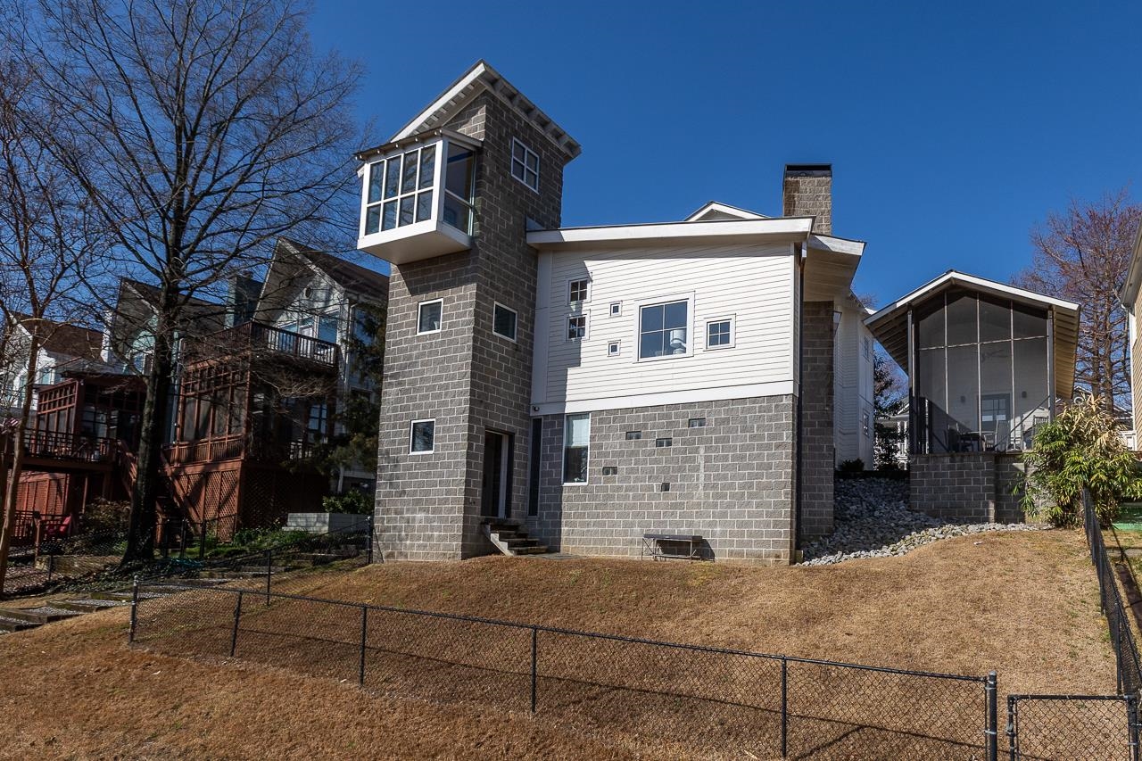 186 HARBOR ISLE CIR N