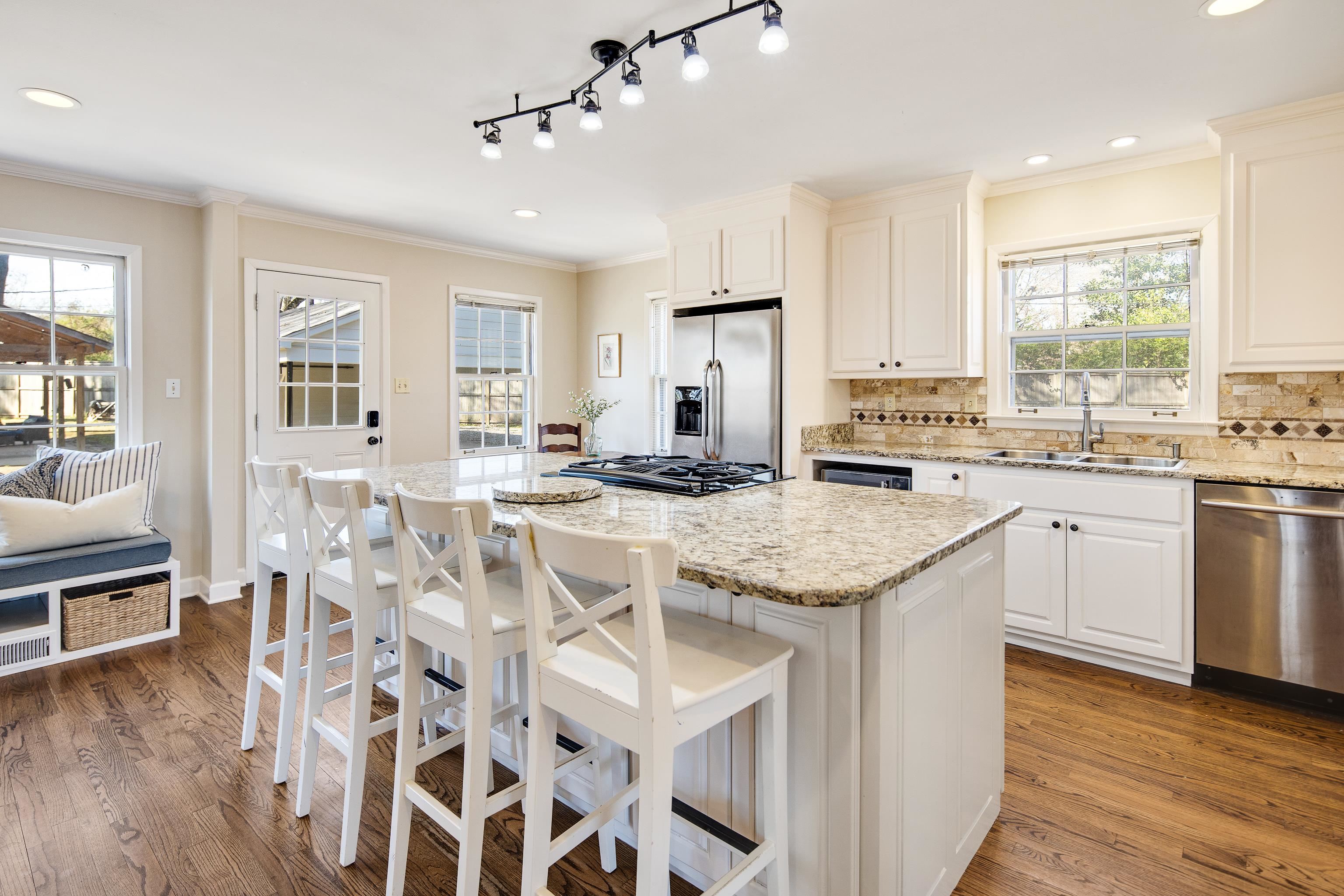 503 EASTBOURNE PL
