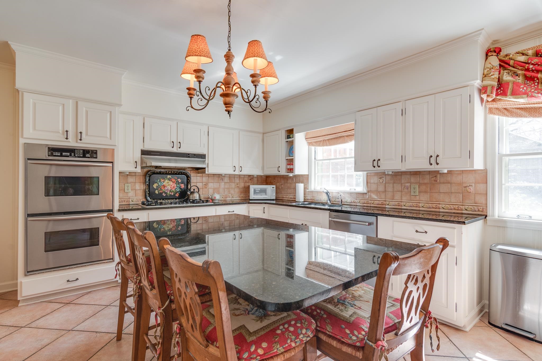 102 WOOD GROVE RD