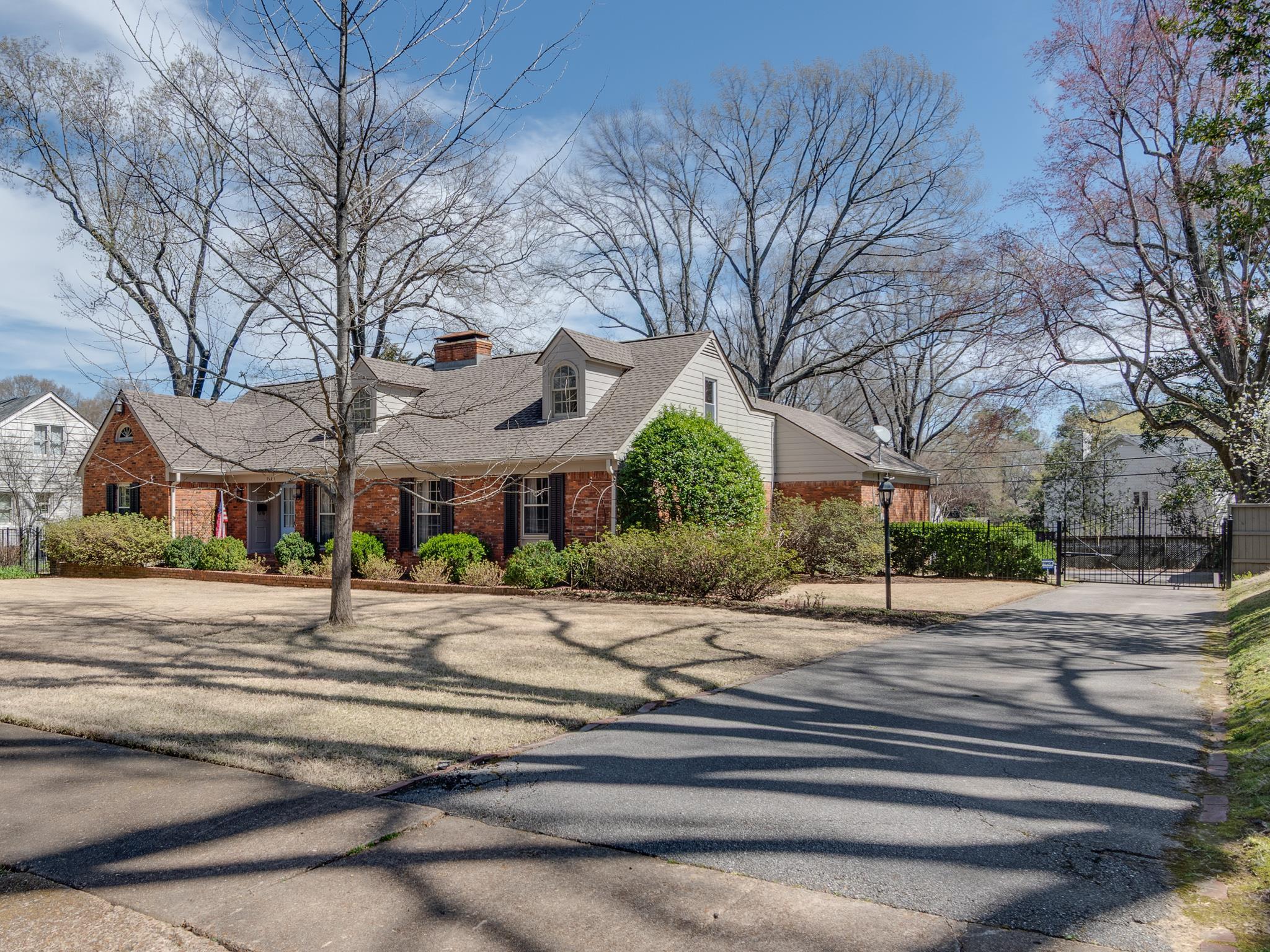 102 WOOD GROVE RD