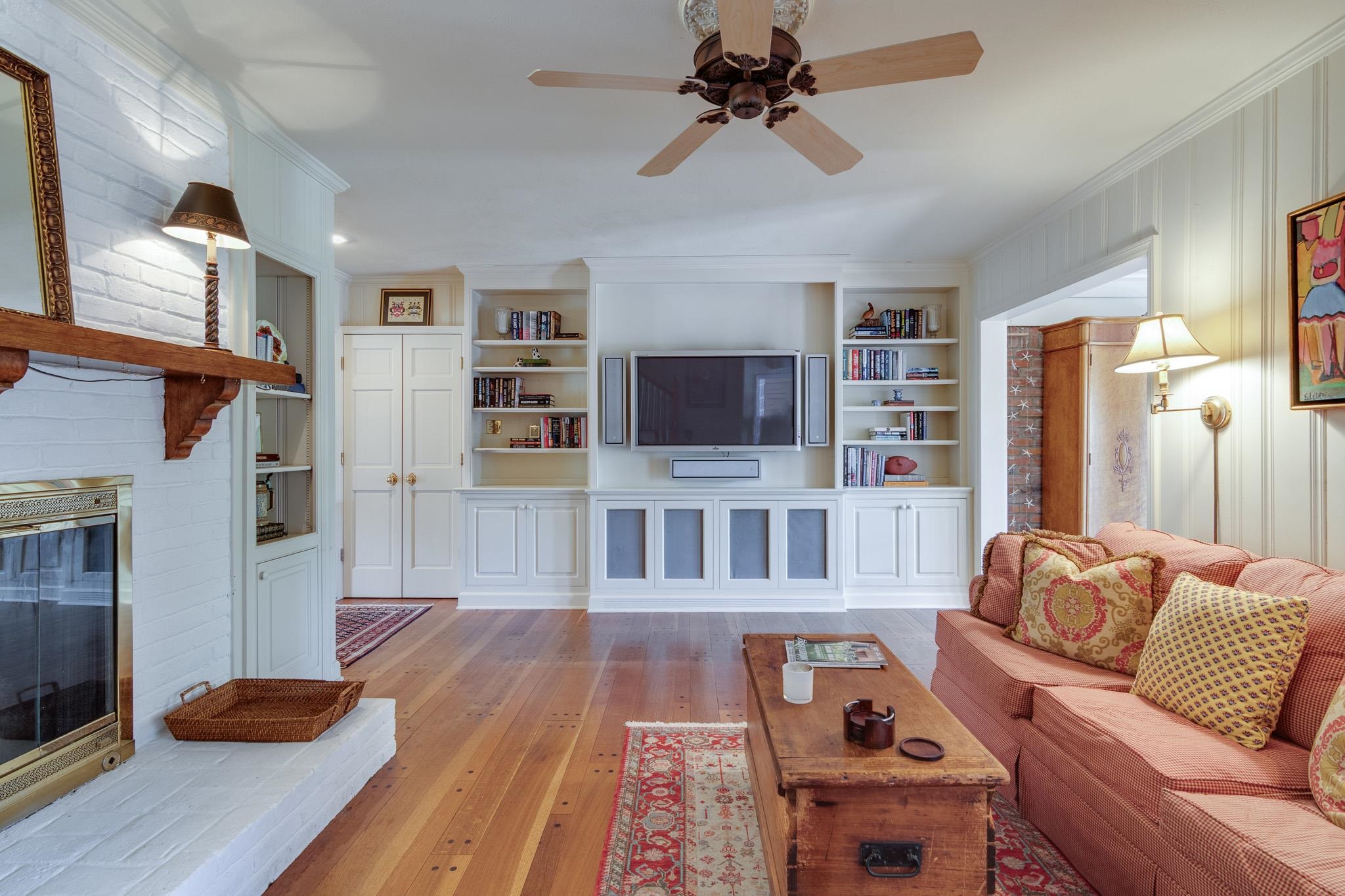 102 WOOD GROVE RD
