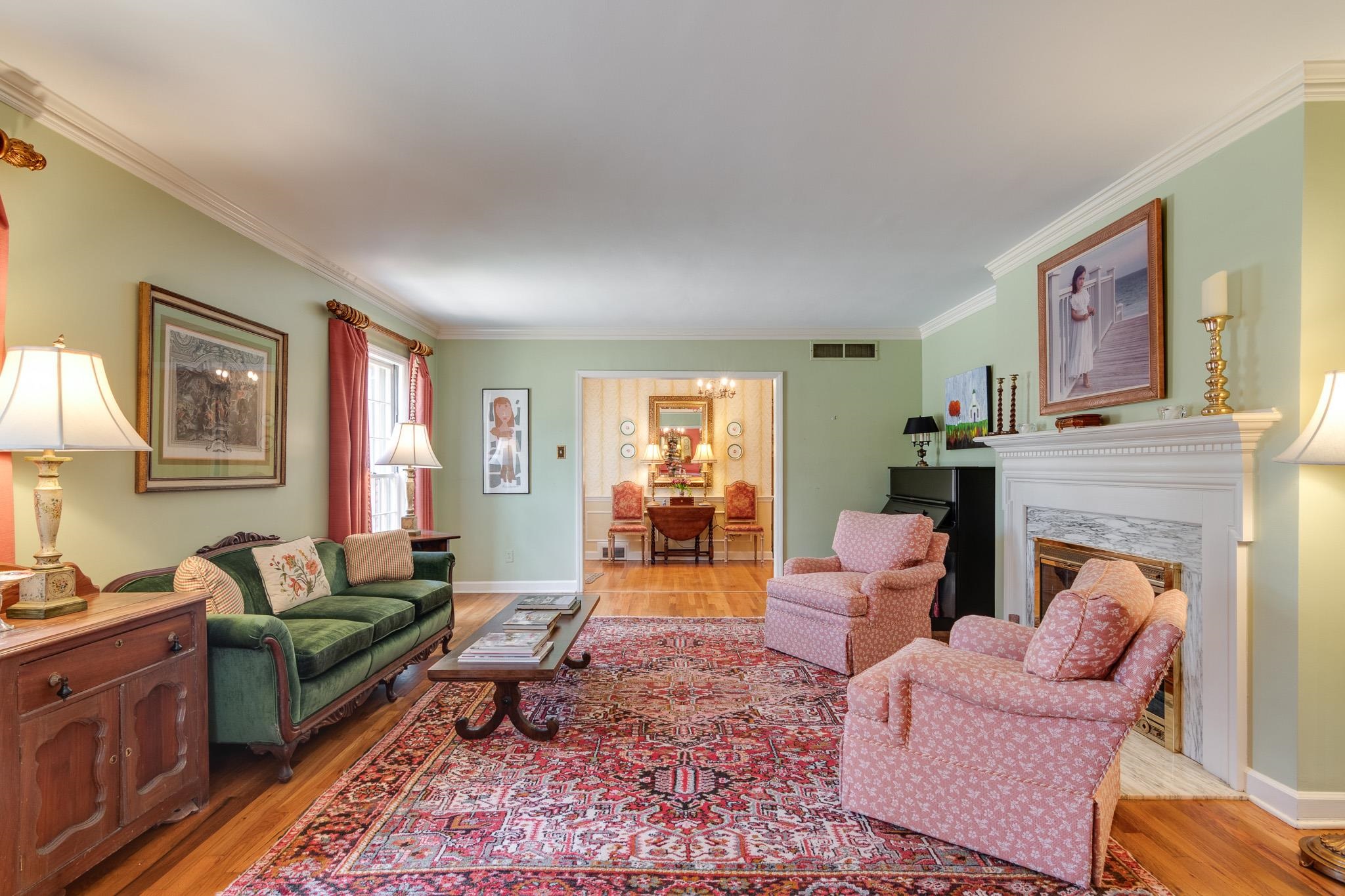 102 WOOD GROVE RD