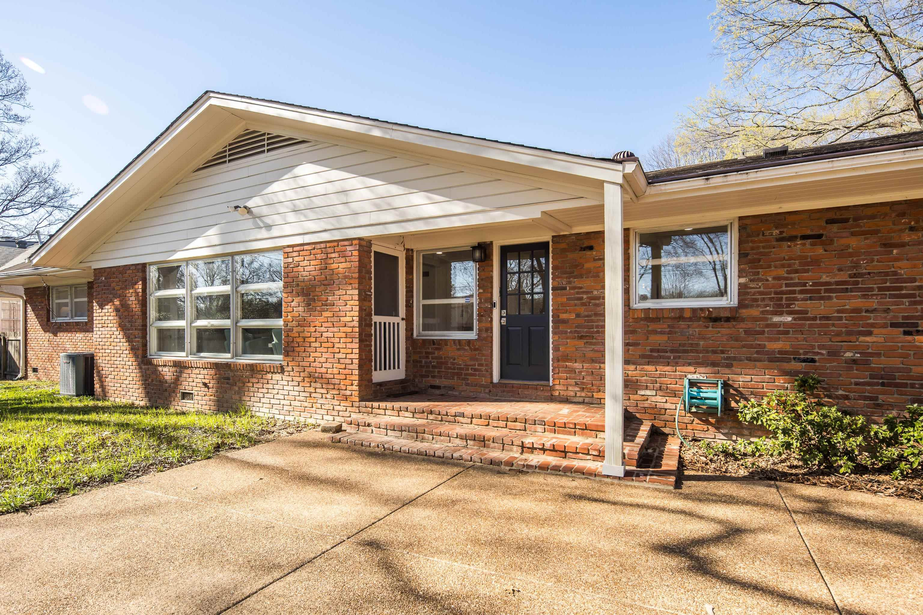 5369 PECAN GROVE LN
