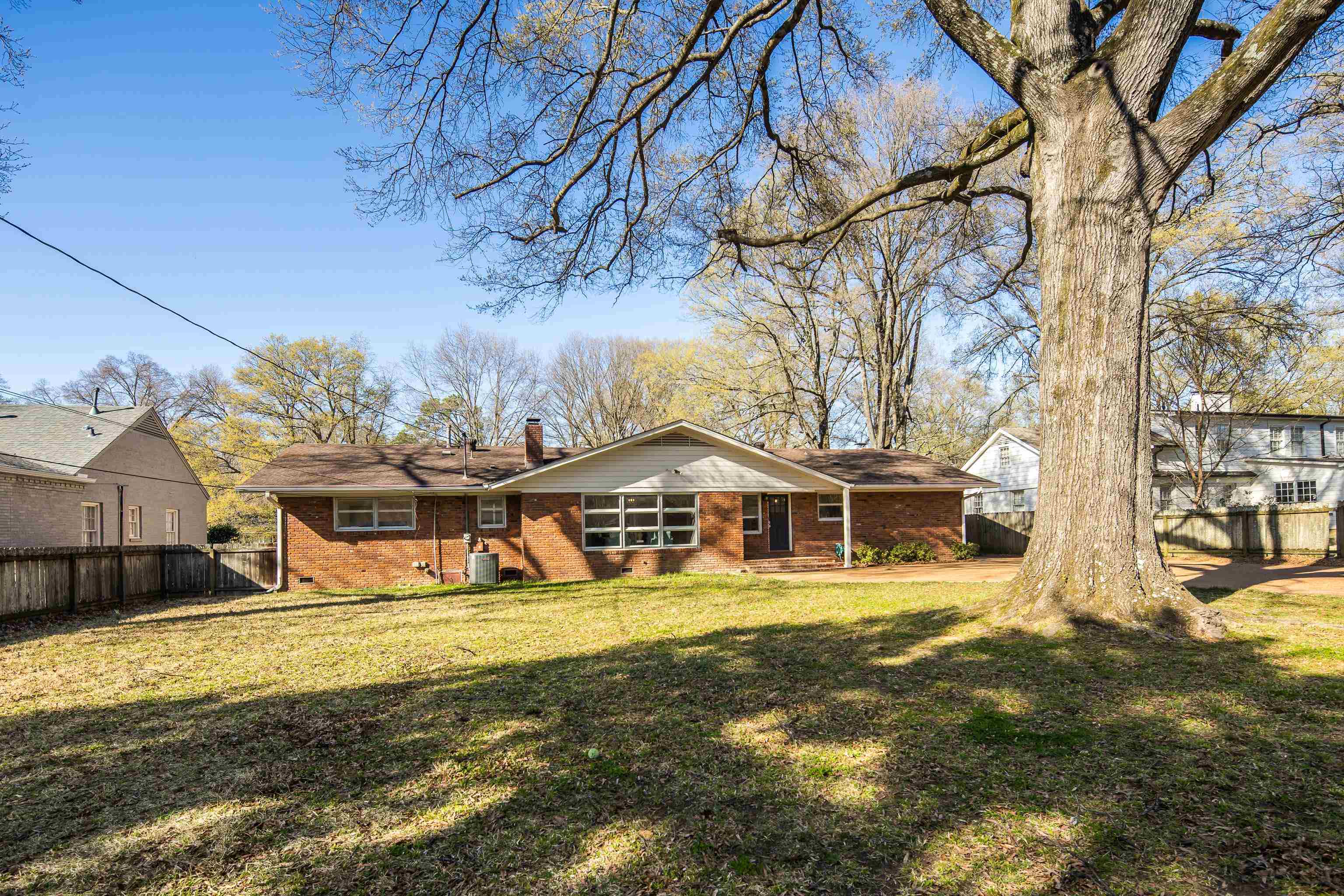 5369 PECAN GROVE LN