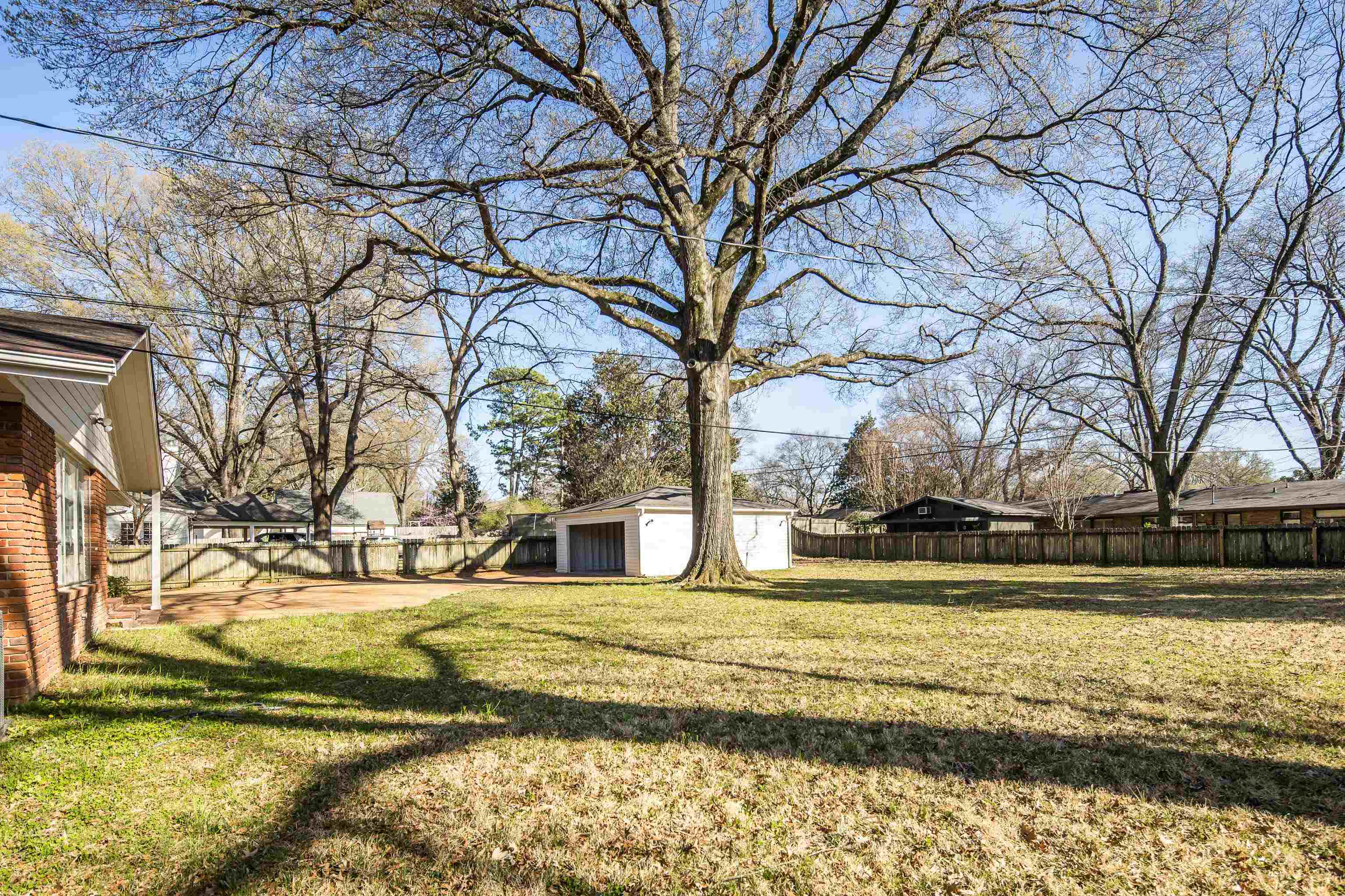 5369 PECAN GROVE LN