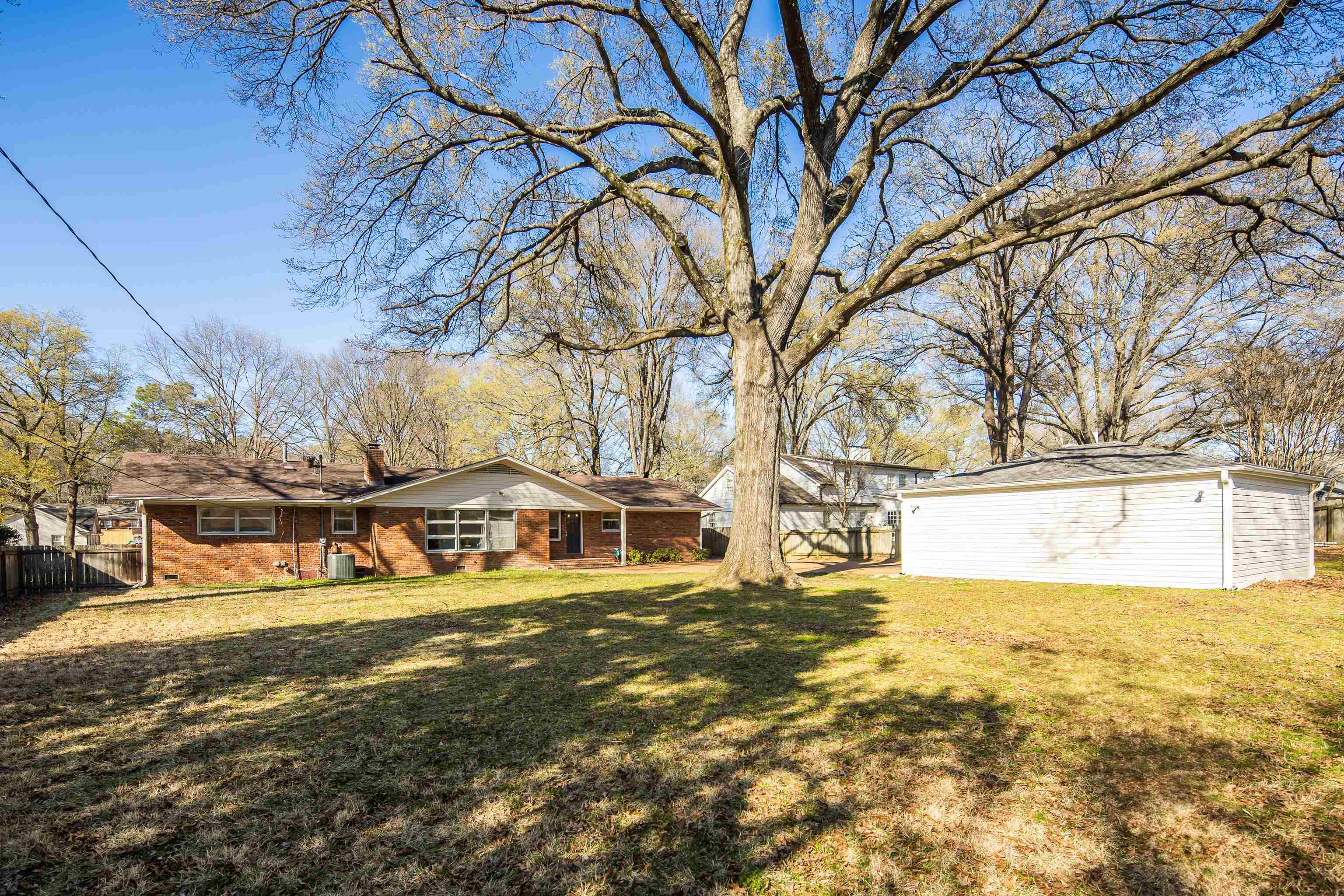 5369 PECAN GROVE LN