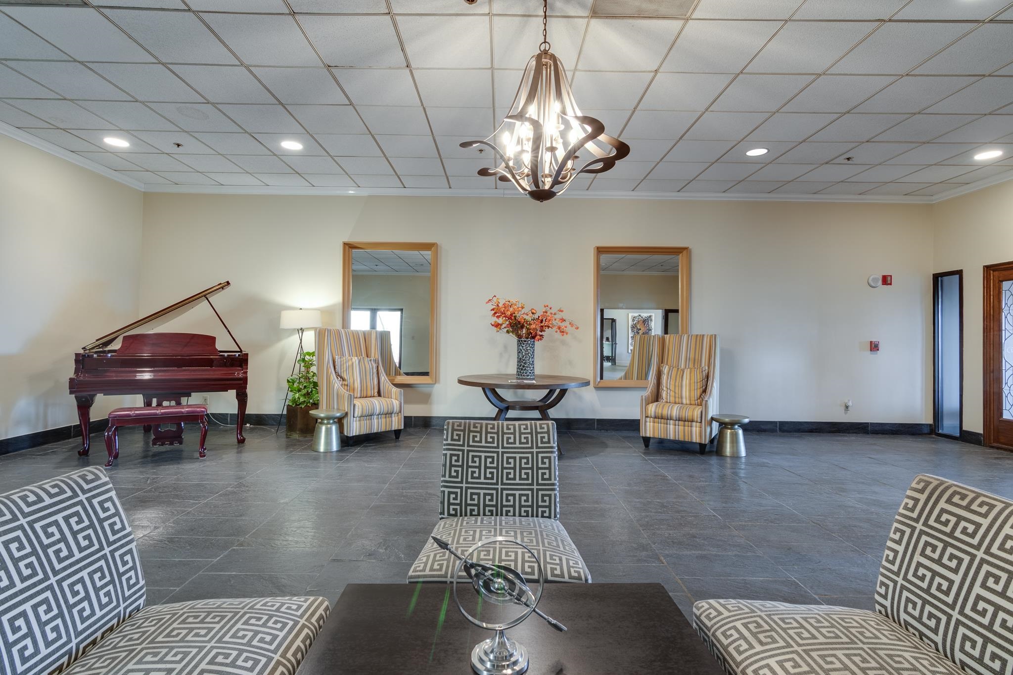 200 WAGNER PL Unit: 605