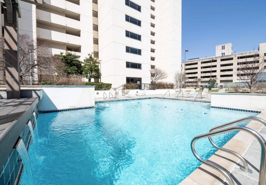 200 WAGNER PL Unit: 605