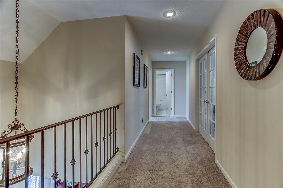 330 STEADMAN LN