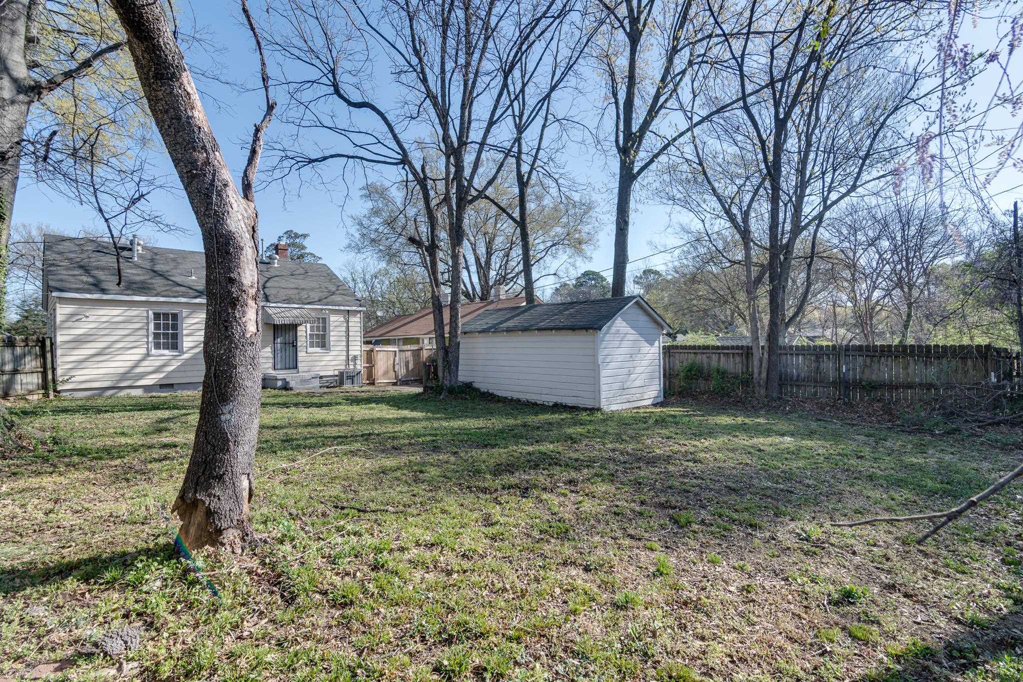 3131 DOUGLASS AVE