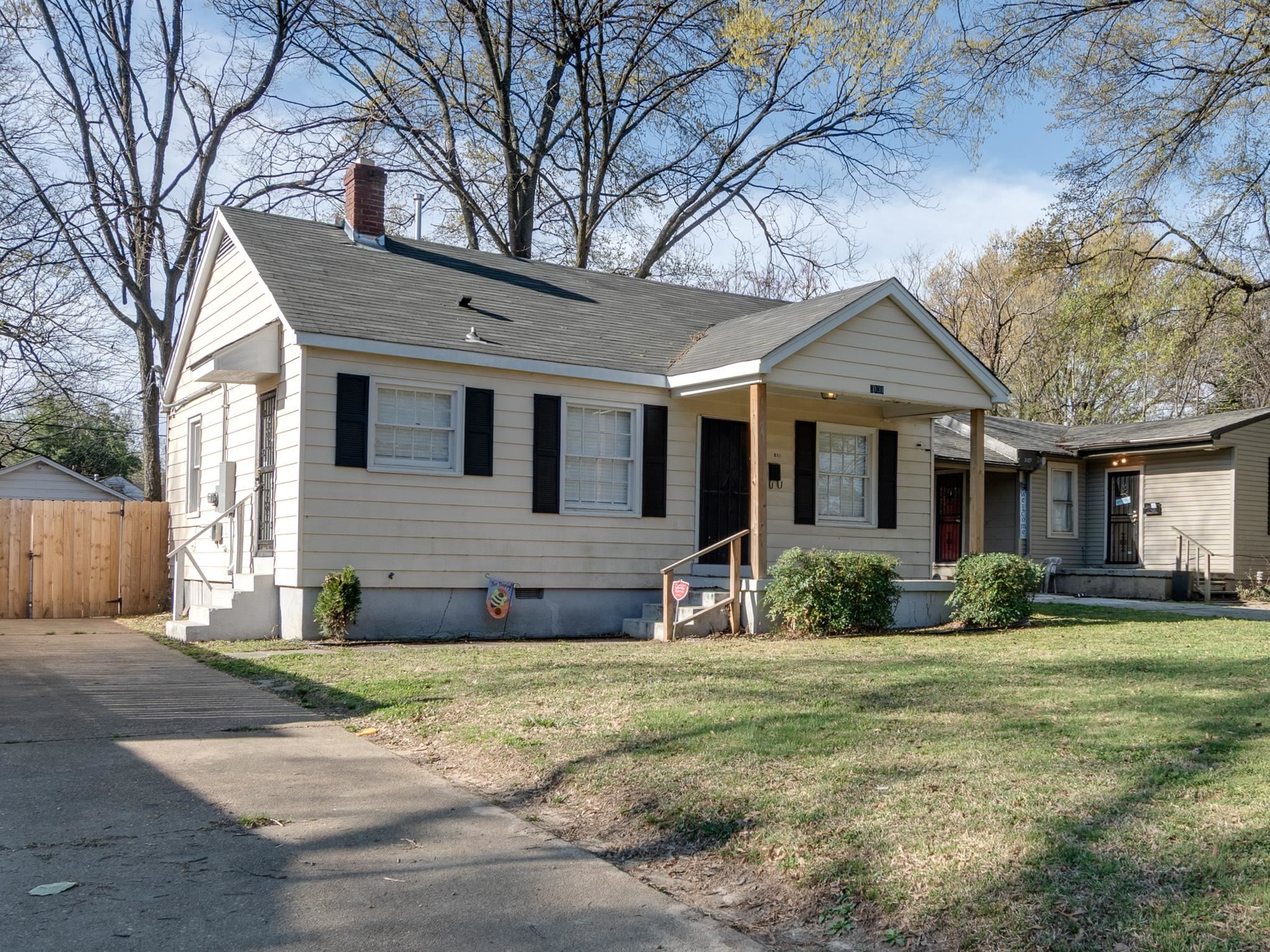 3131 DOUGLASS AVE