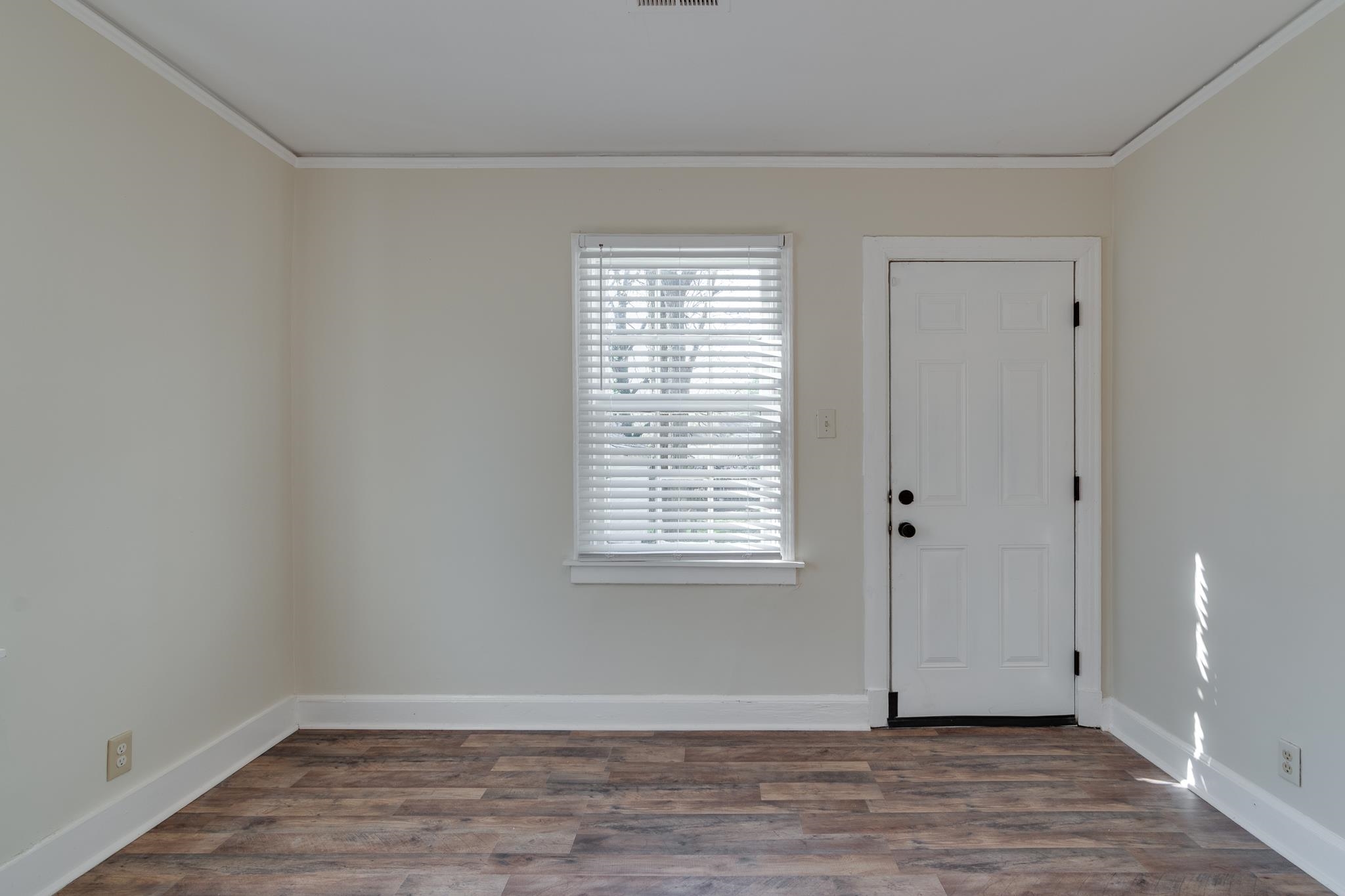 3131 DOUGLASS AVE
