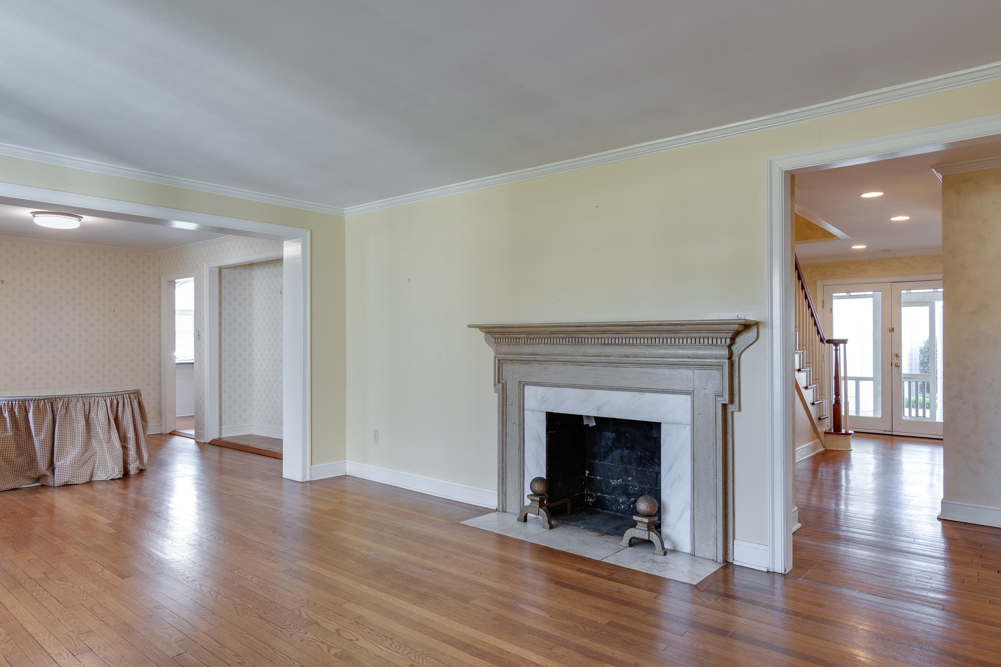 4211 GRANDVIEW AVE