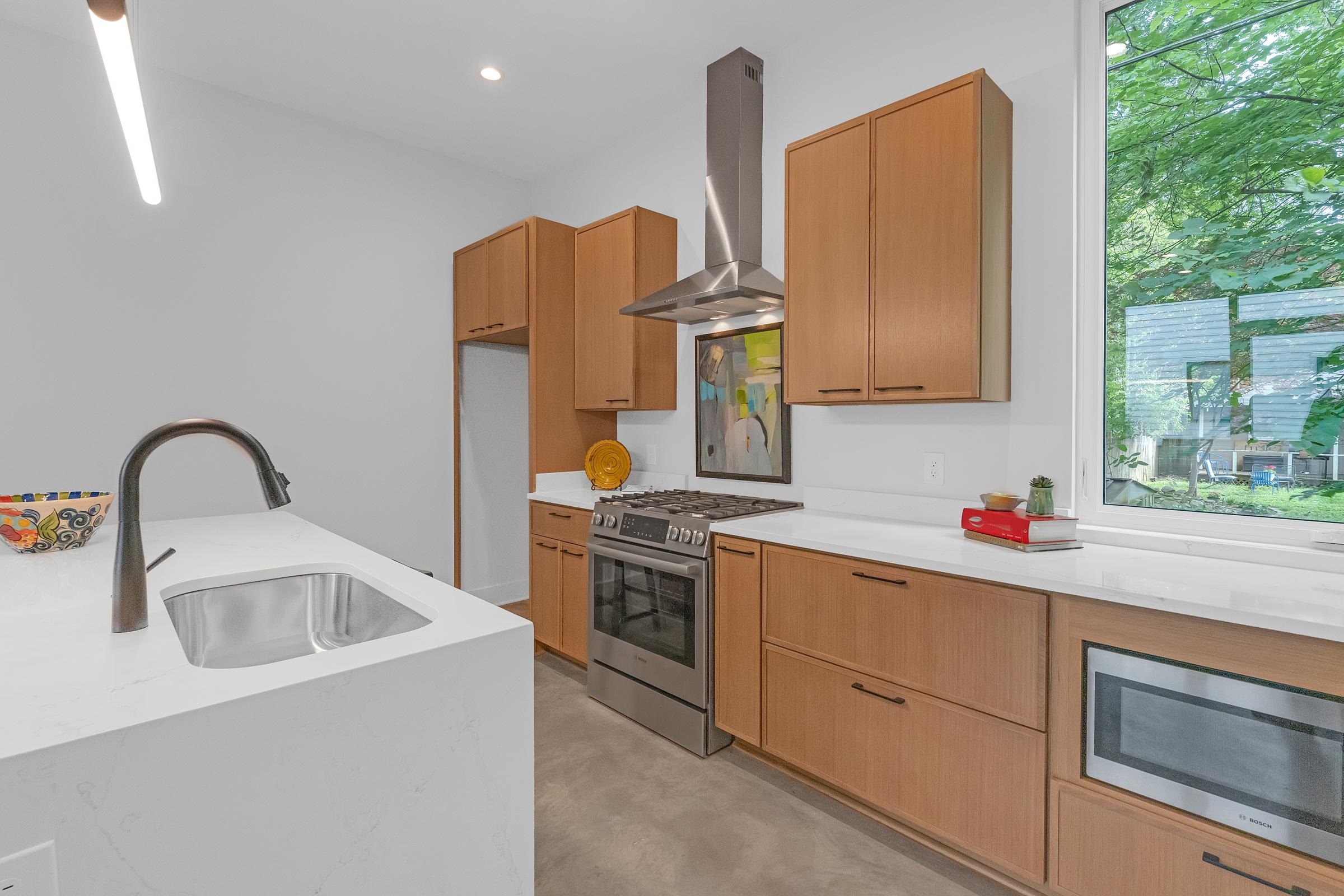 764 CARNES STATION CV