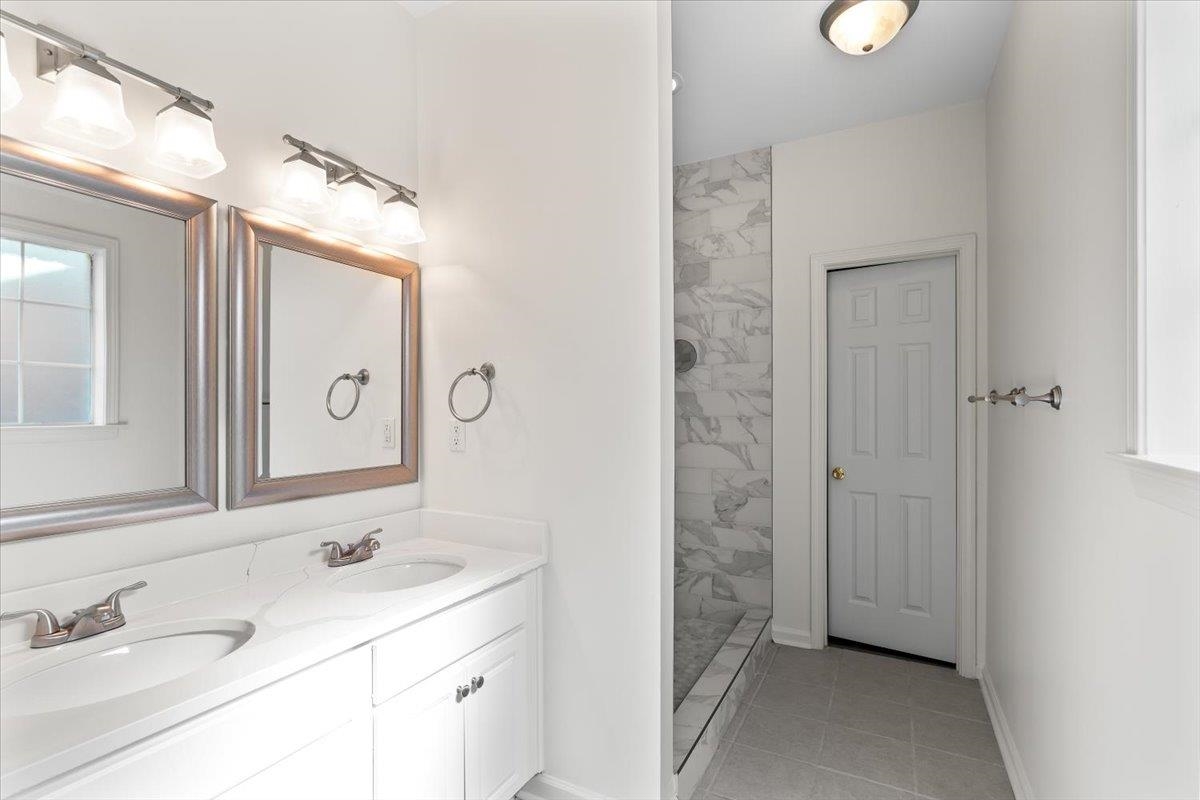 374 FOUNTAIN RIVER DR