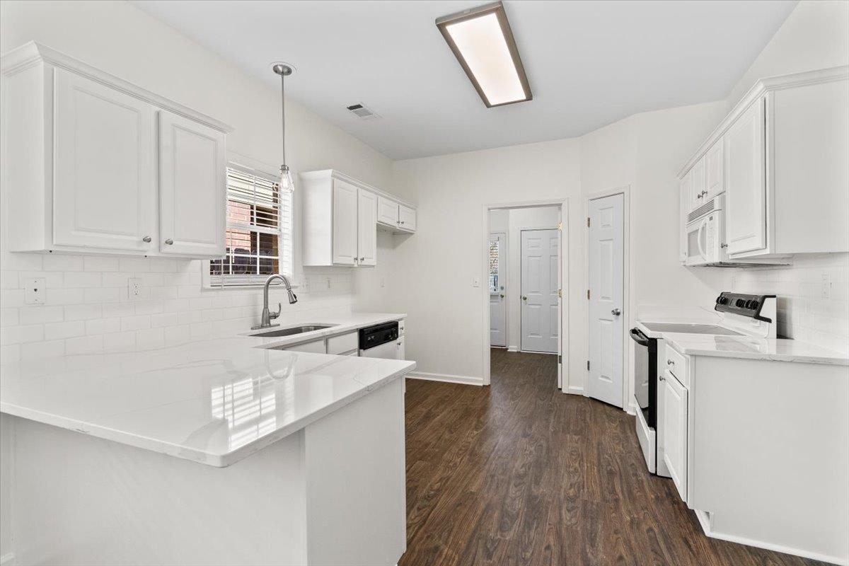 374 FOUNTAIN RIVER DR