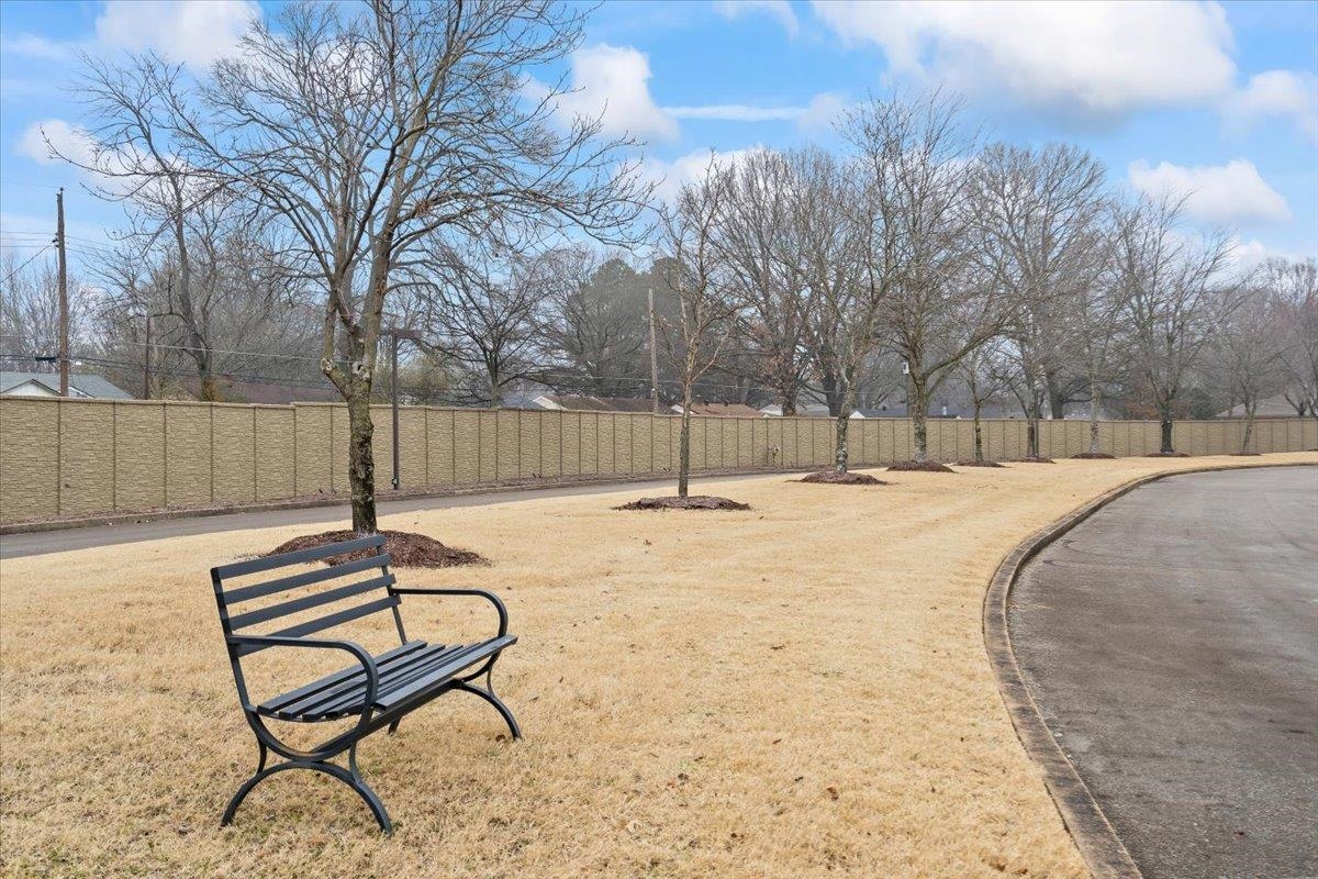 374 FOUNTAIN RIVER DR