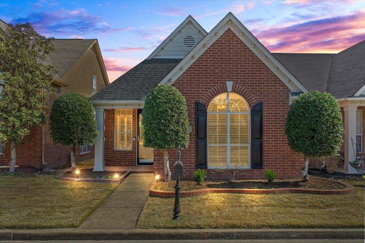 374 FOUNTAIN RIVER DR