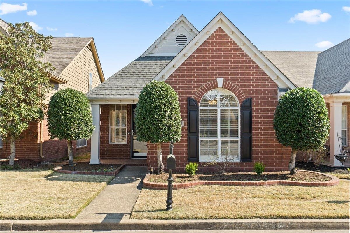 374 FOUNTAIN RIVER DR