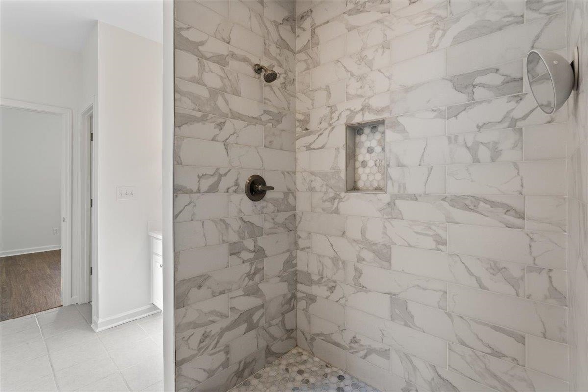 374 FOUNTAIN RIVER DR