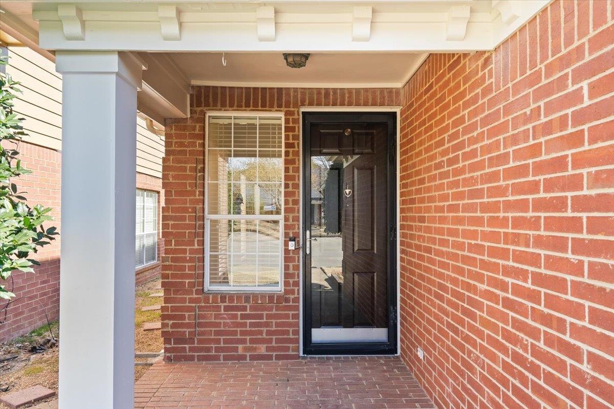 374 FOUNTAIN RIVER DR