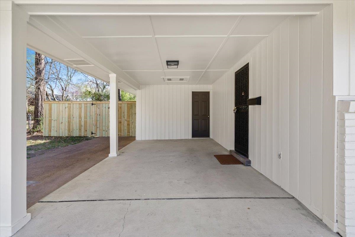 4291 CHARLESWOOD AVE