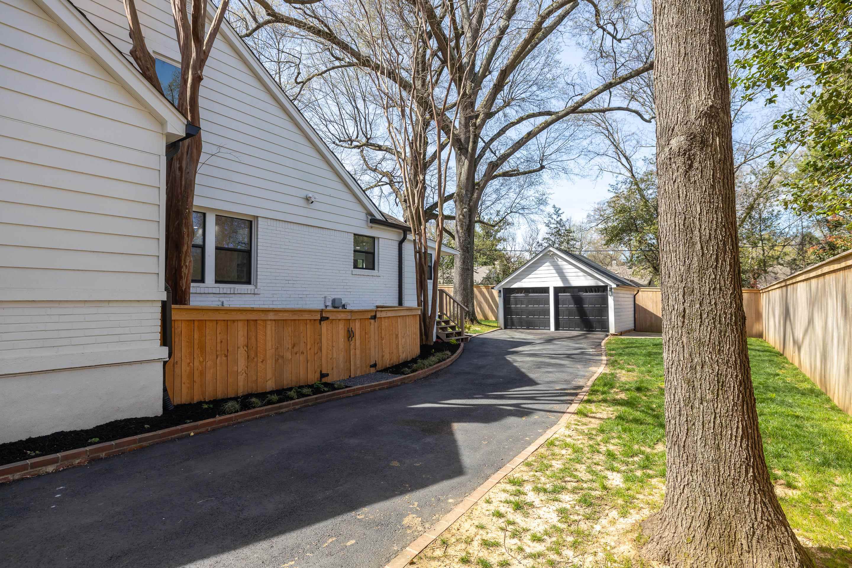 241 S REESE ST