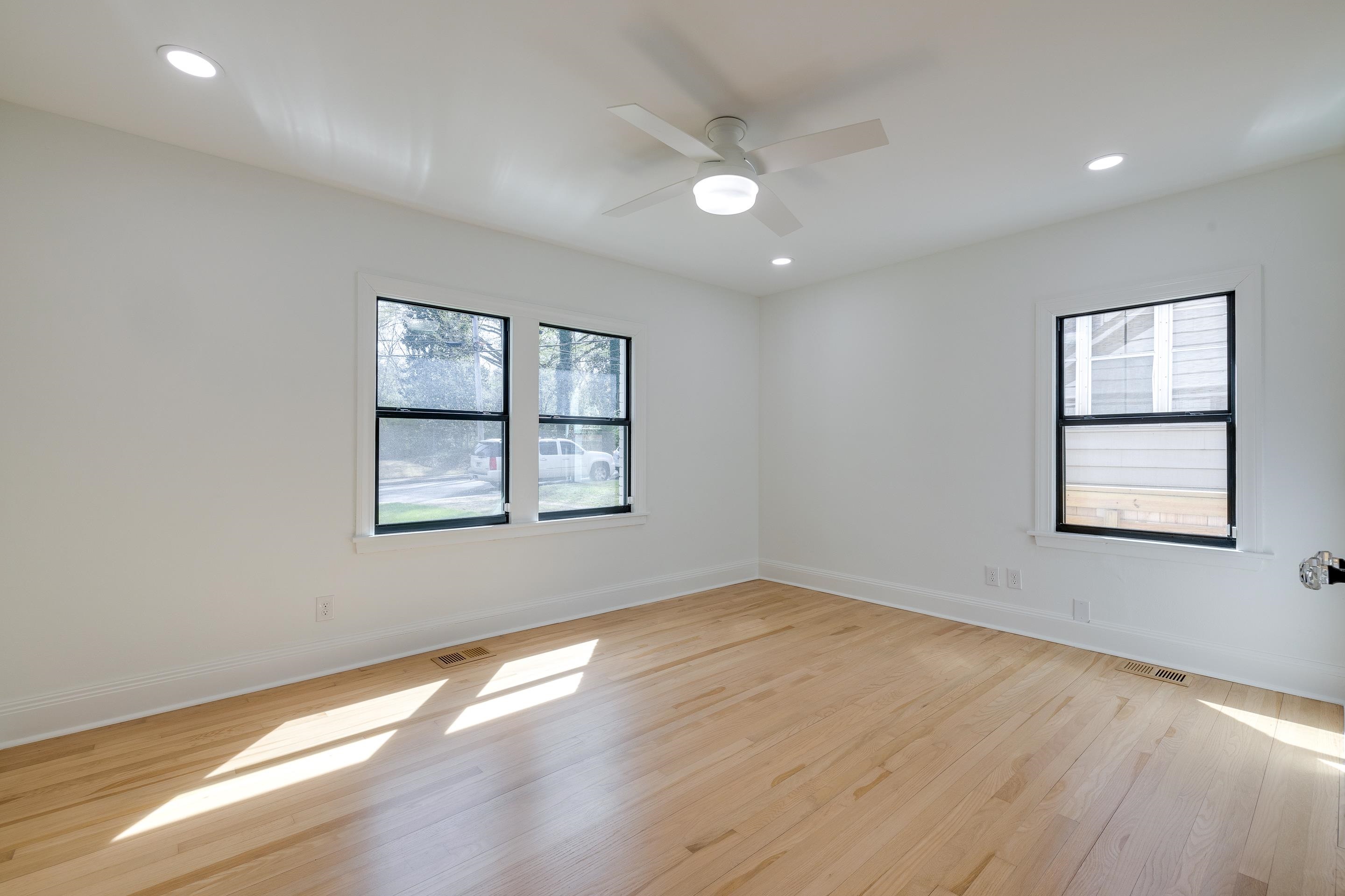 241 S REESE ST