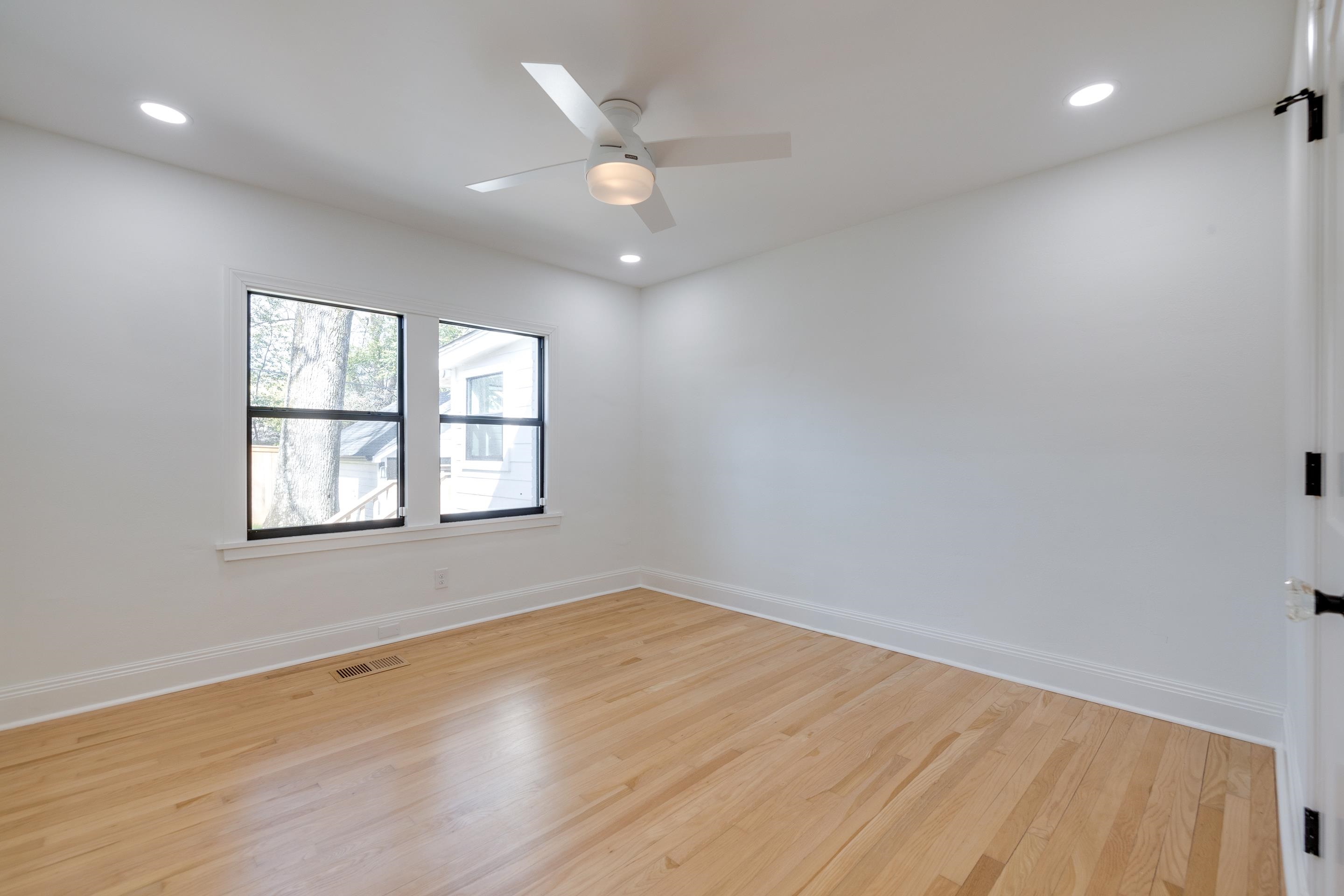 241 S REESE ST