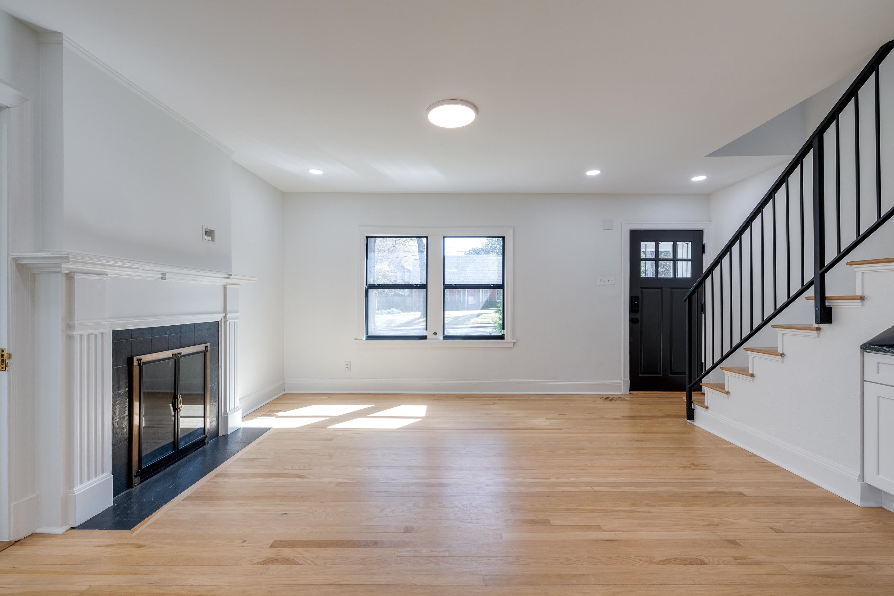 241 S REESE ST