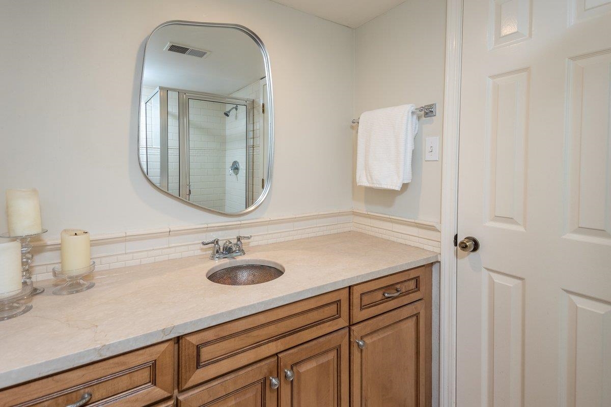 259 AVIVA DR