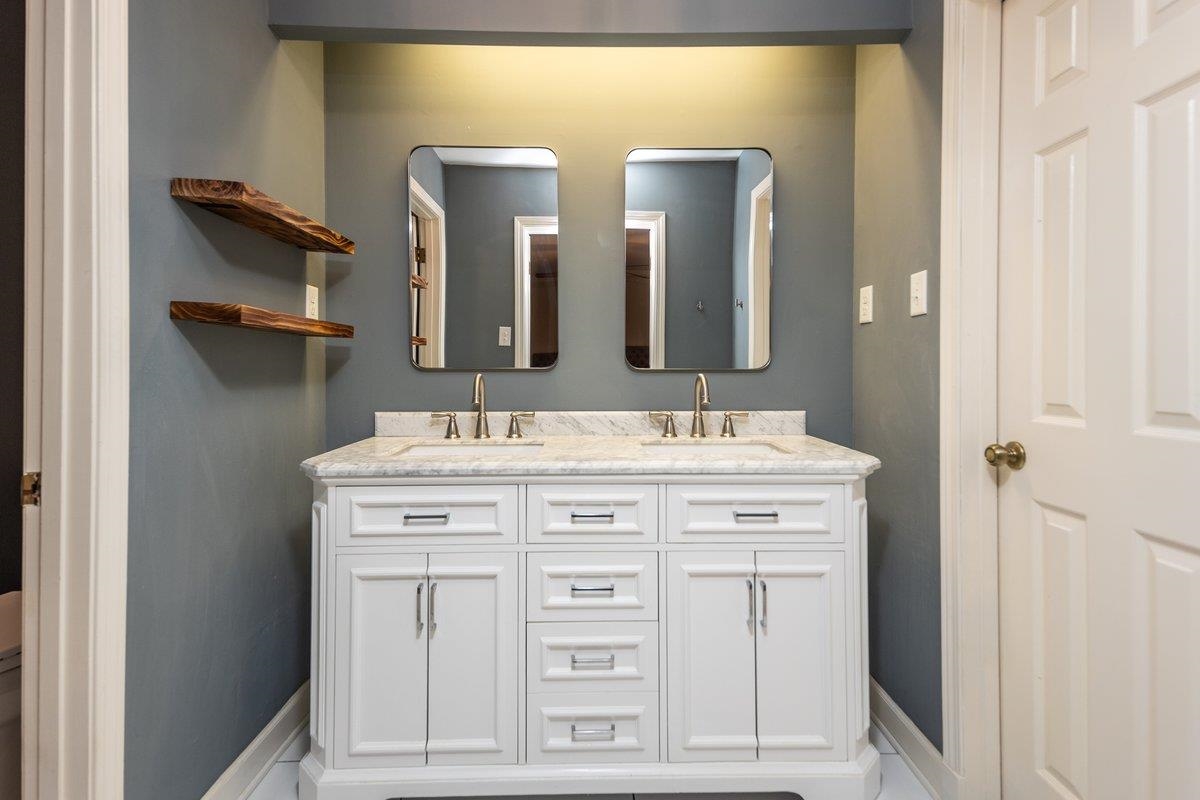 259 AVIVA DR