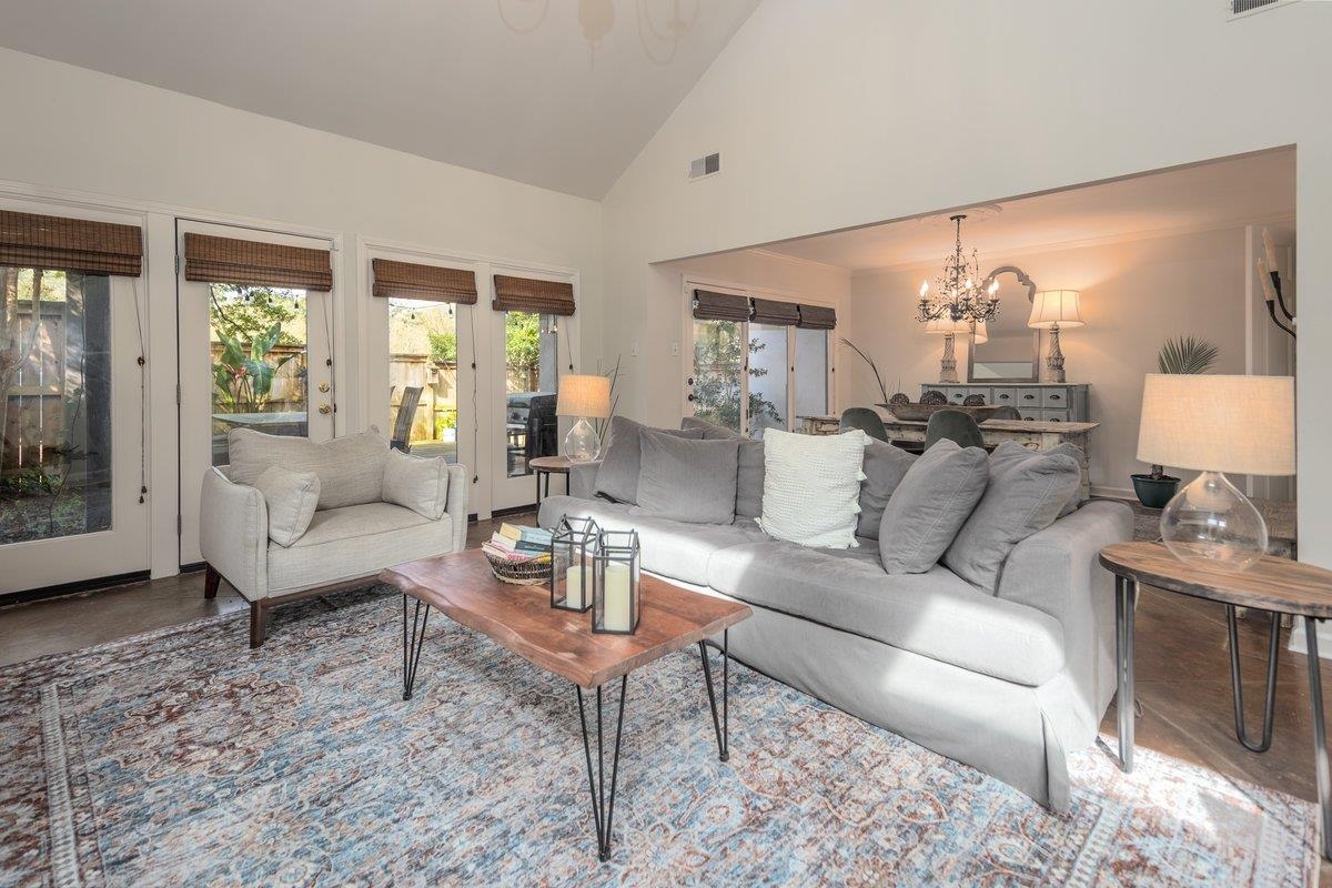 259 AVIVA DR