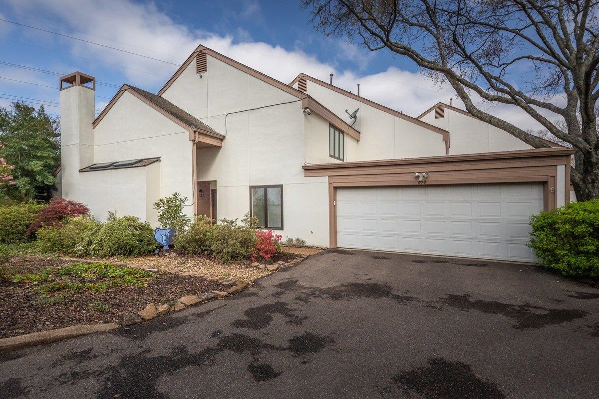 259 AVIVA DR