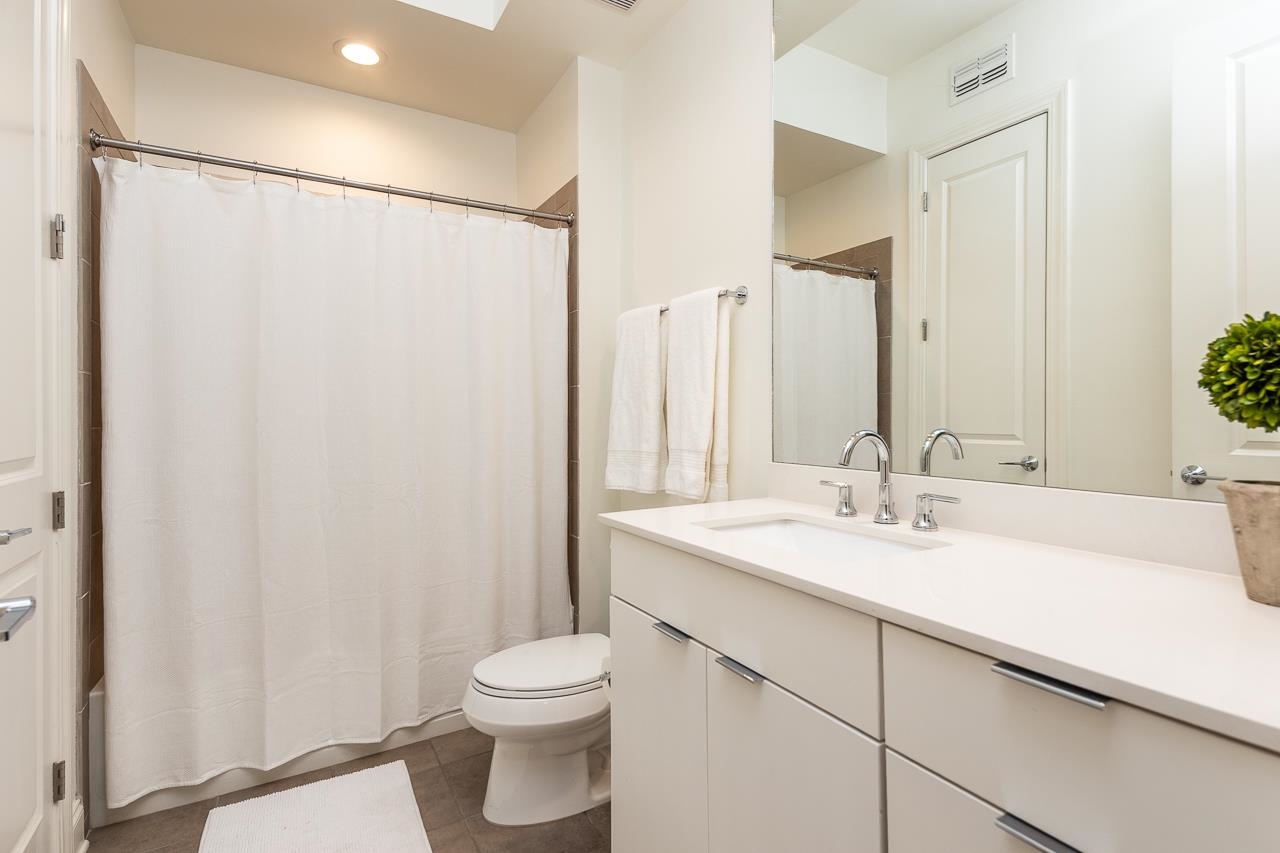 717 RIVERSIDE DR Unit: 506