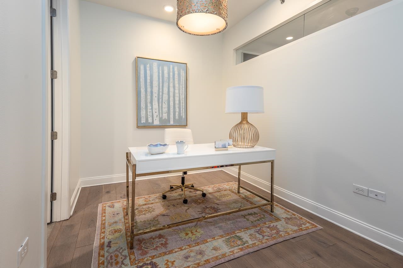 717 RIVERSIDE DR Unit: 506