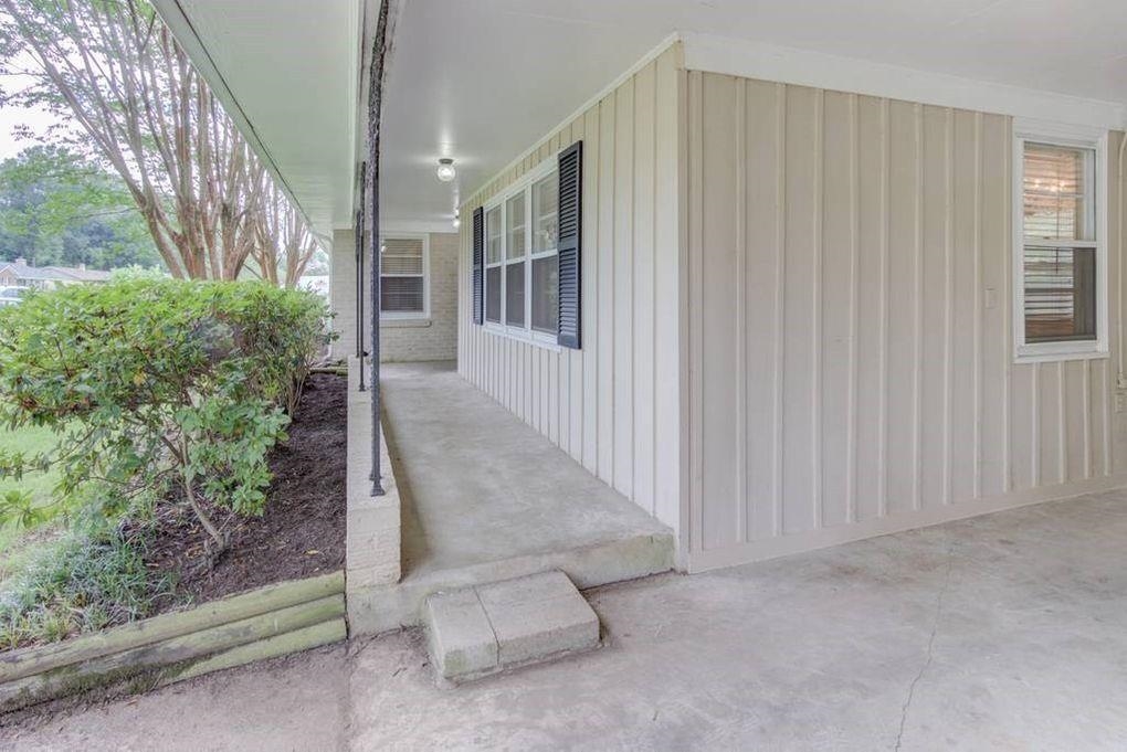 4811 MOCKINGBIRD LN