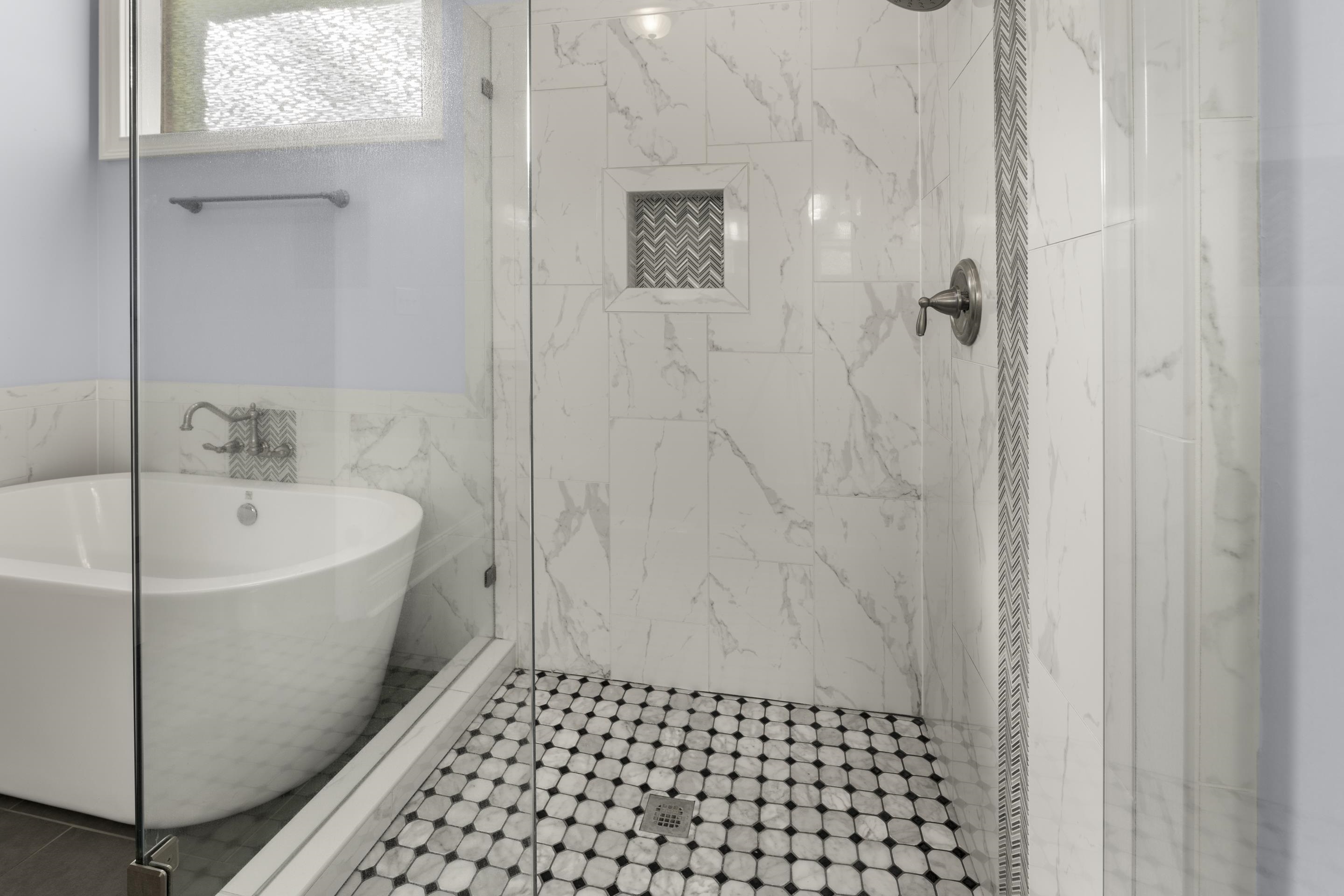 360 STERLING OAKS CV