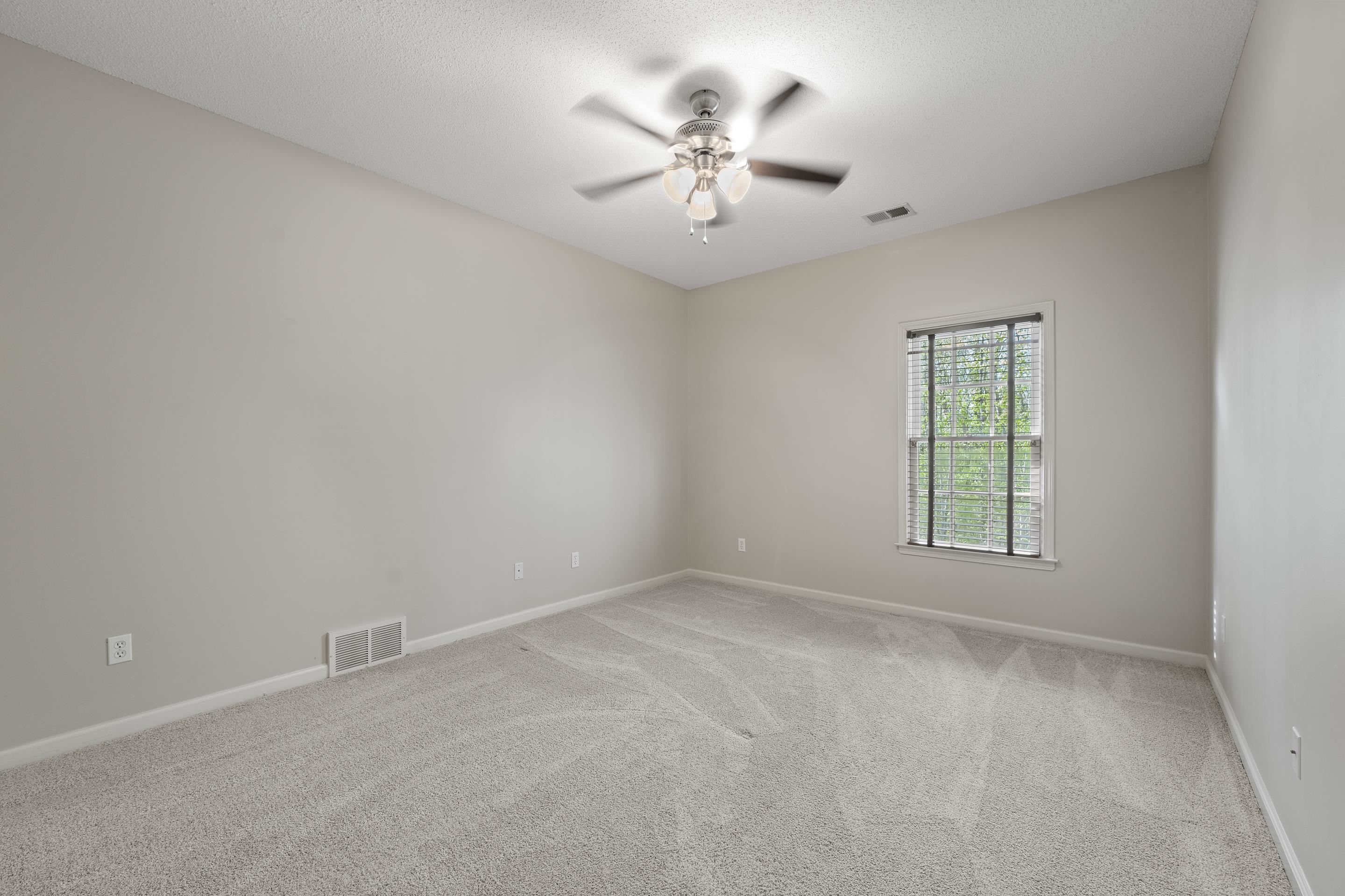 360 STERLING OAKS CV