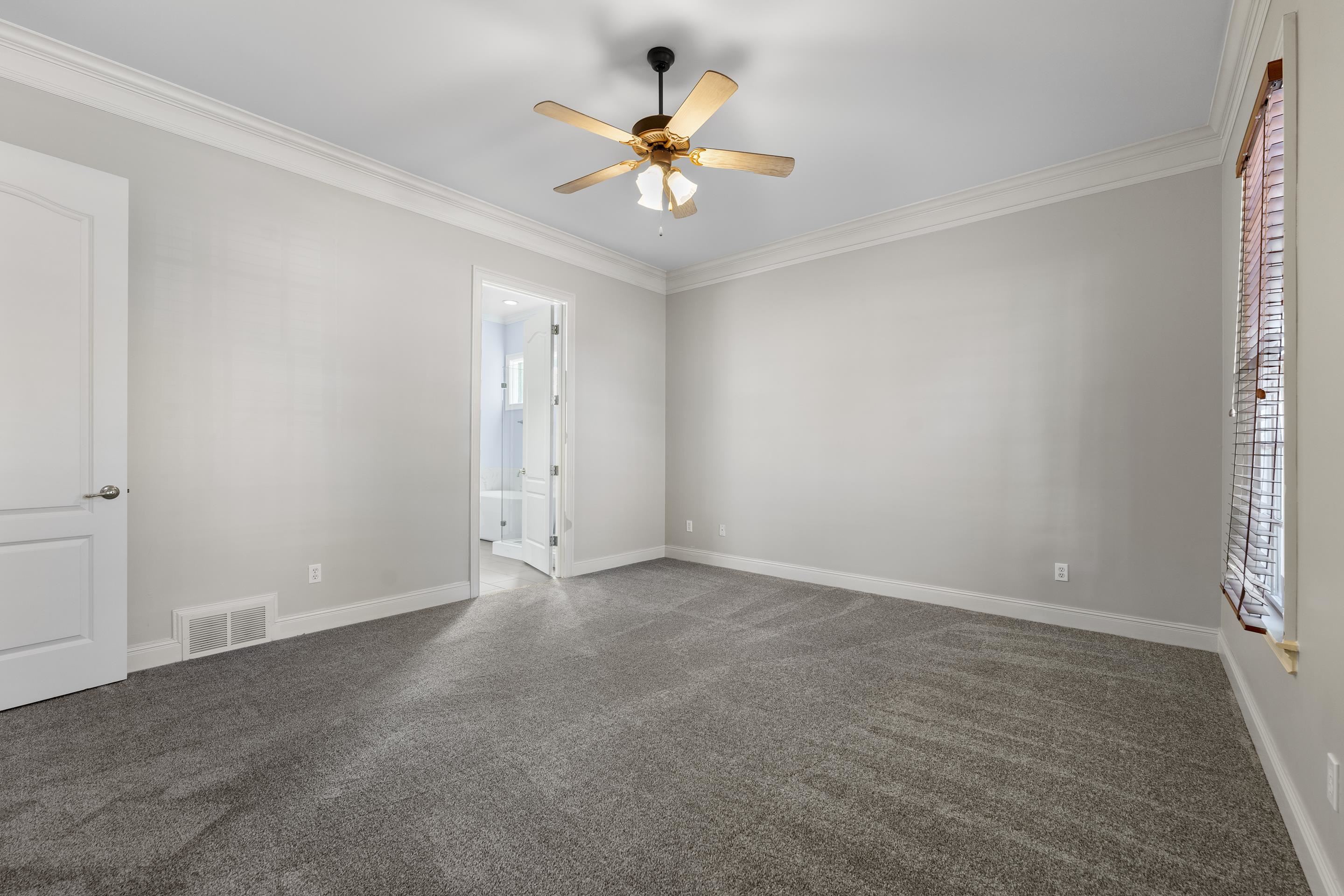 360 STERLING OAKS CV