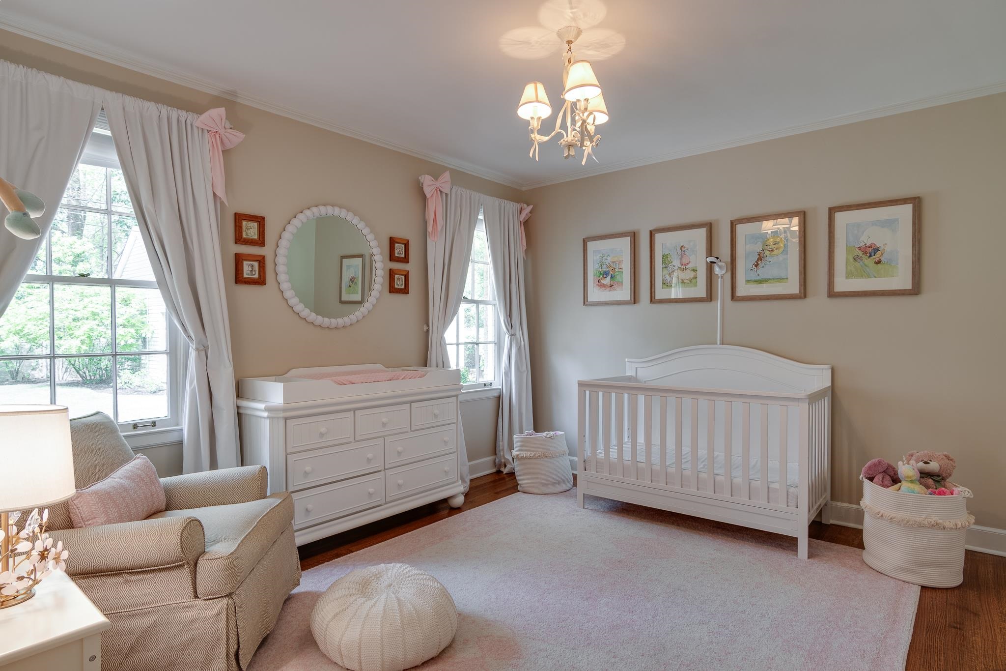 437 WILLIAMSBURG LN