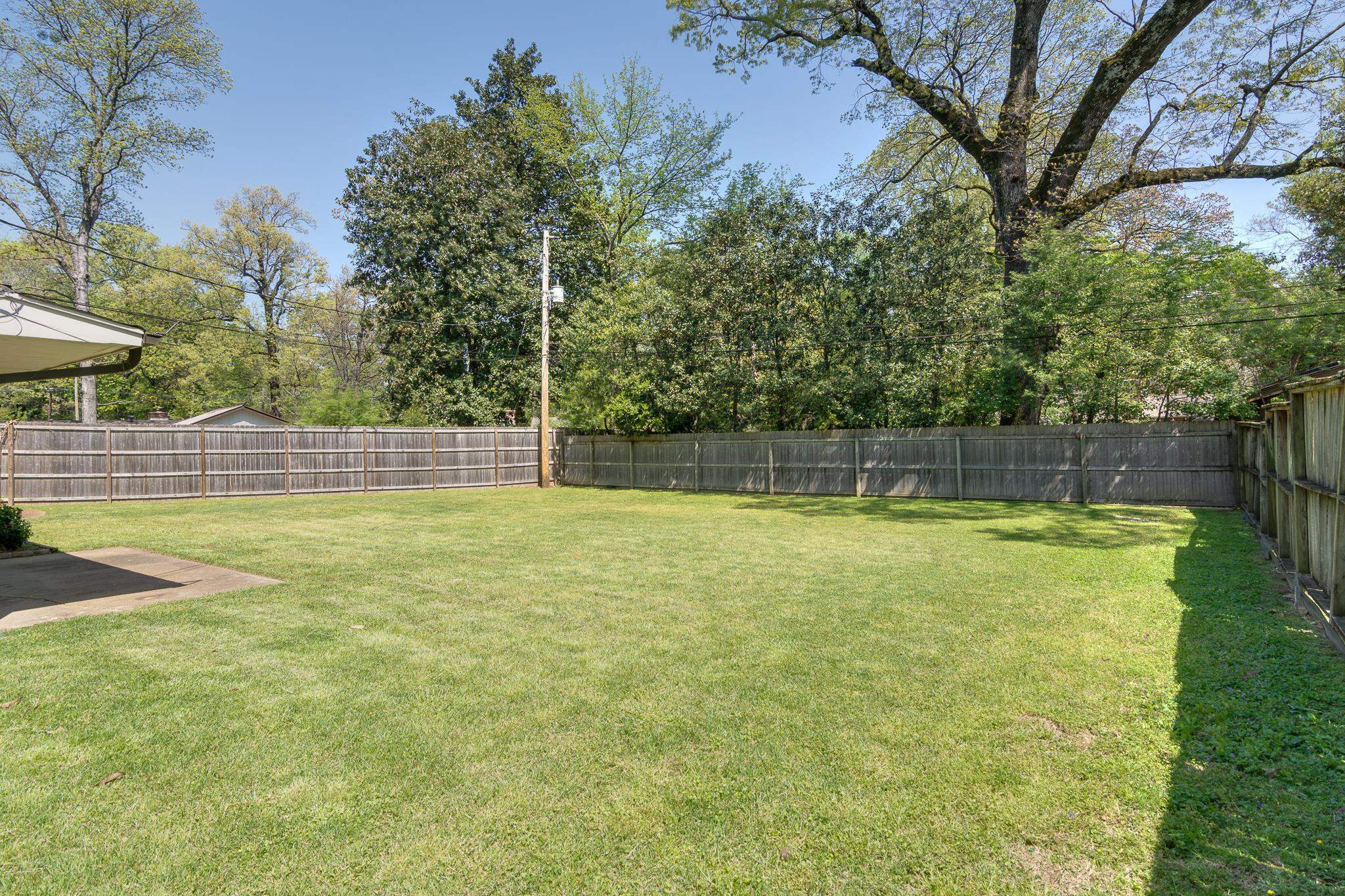450 CECILIA DR