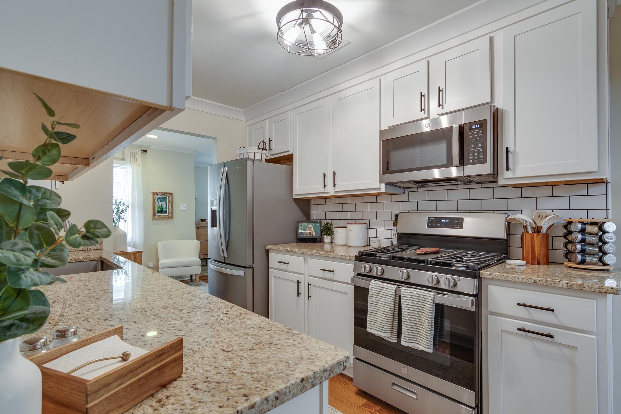 4961 SEA ISLE RD