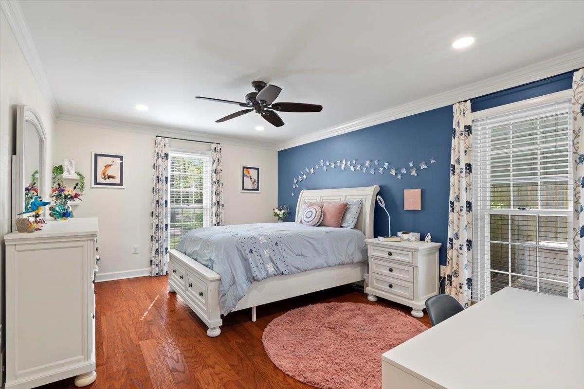 2445 CEDAR DALE DR