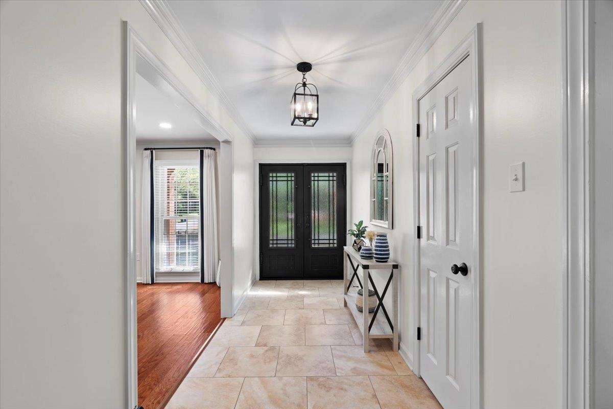 2445 CEDAR DALE DR