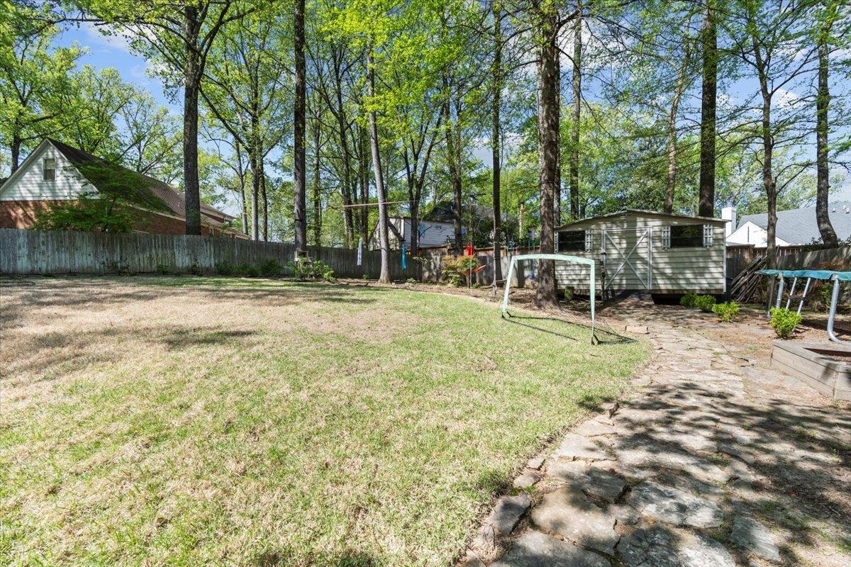 2445 CEDAR DALE DR