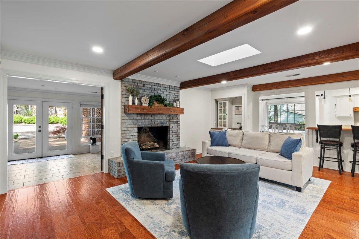 2445 CEDAR DALE DR